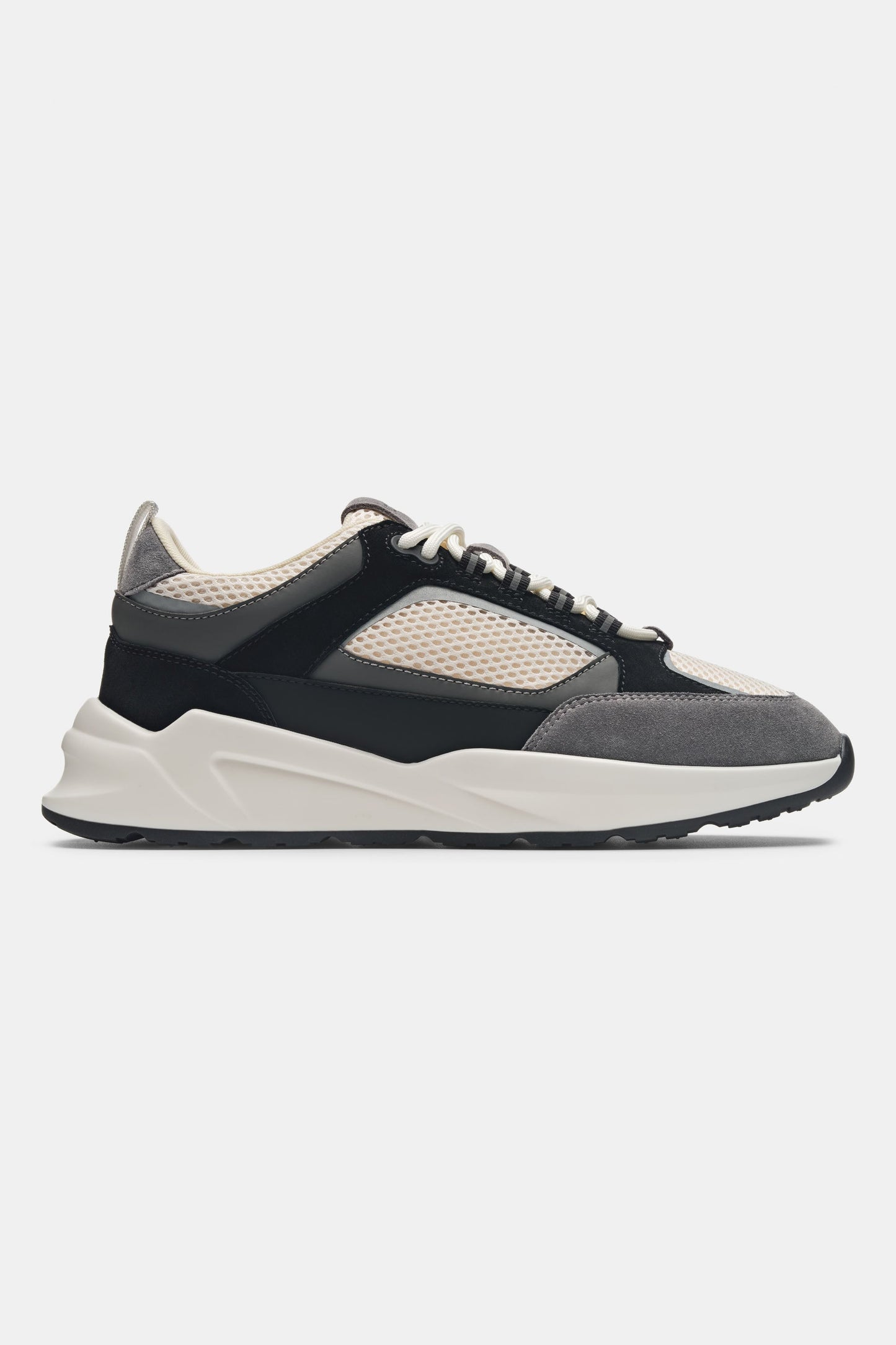 THE AREZZO RUNNER