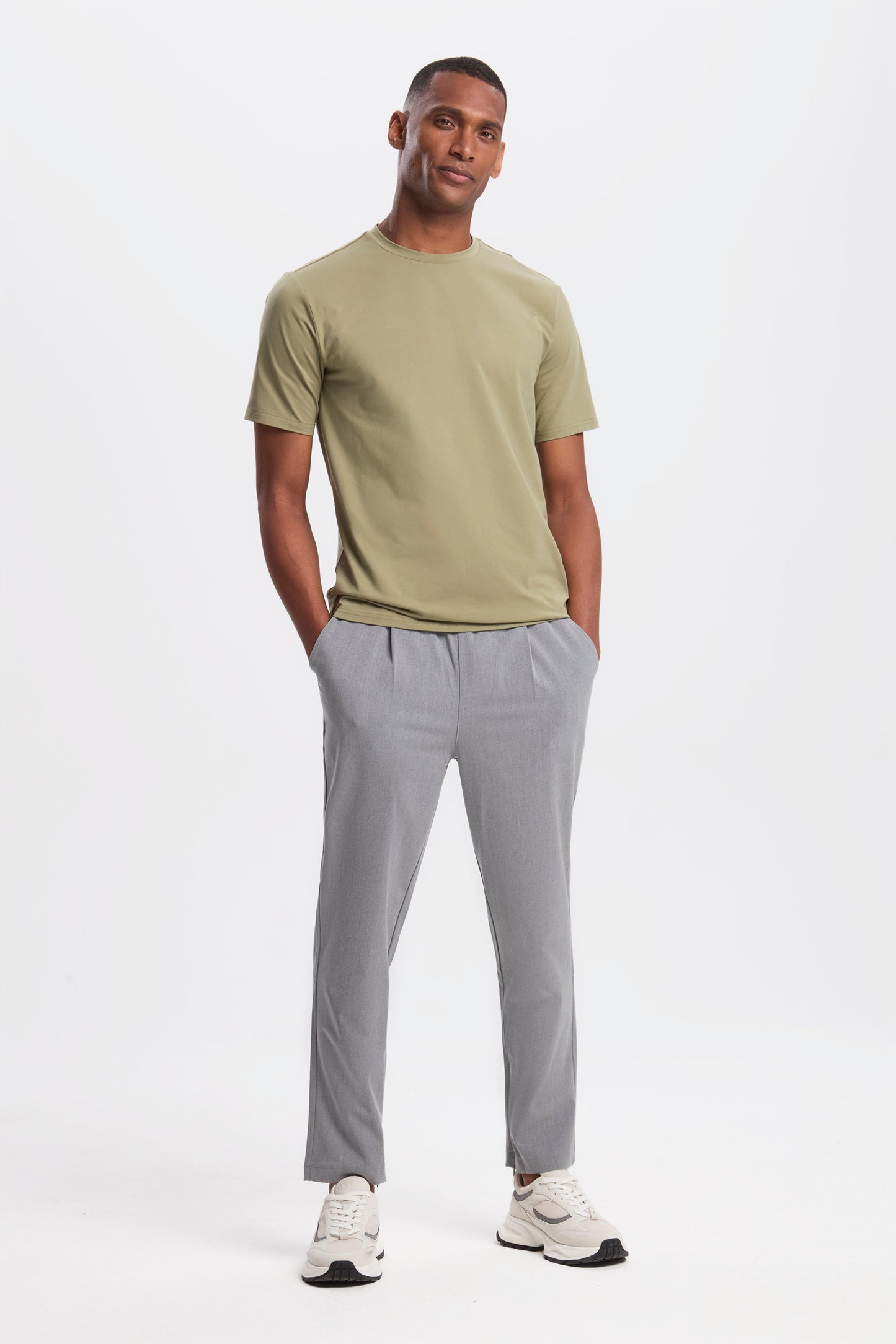 THE MUST-HAVE TEE