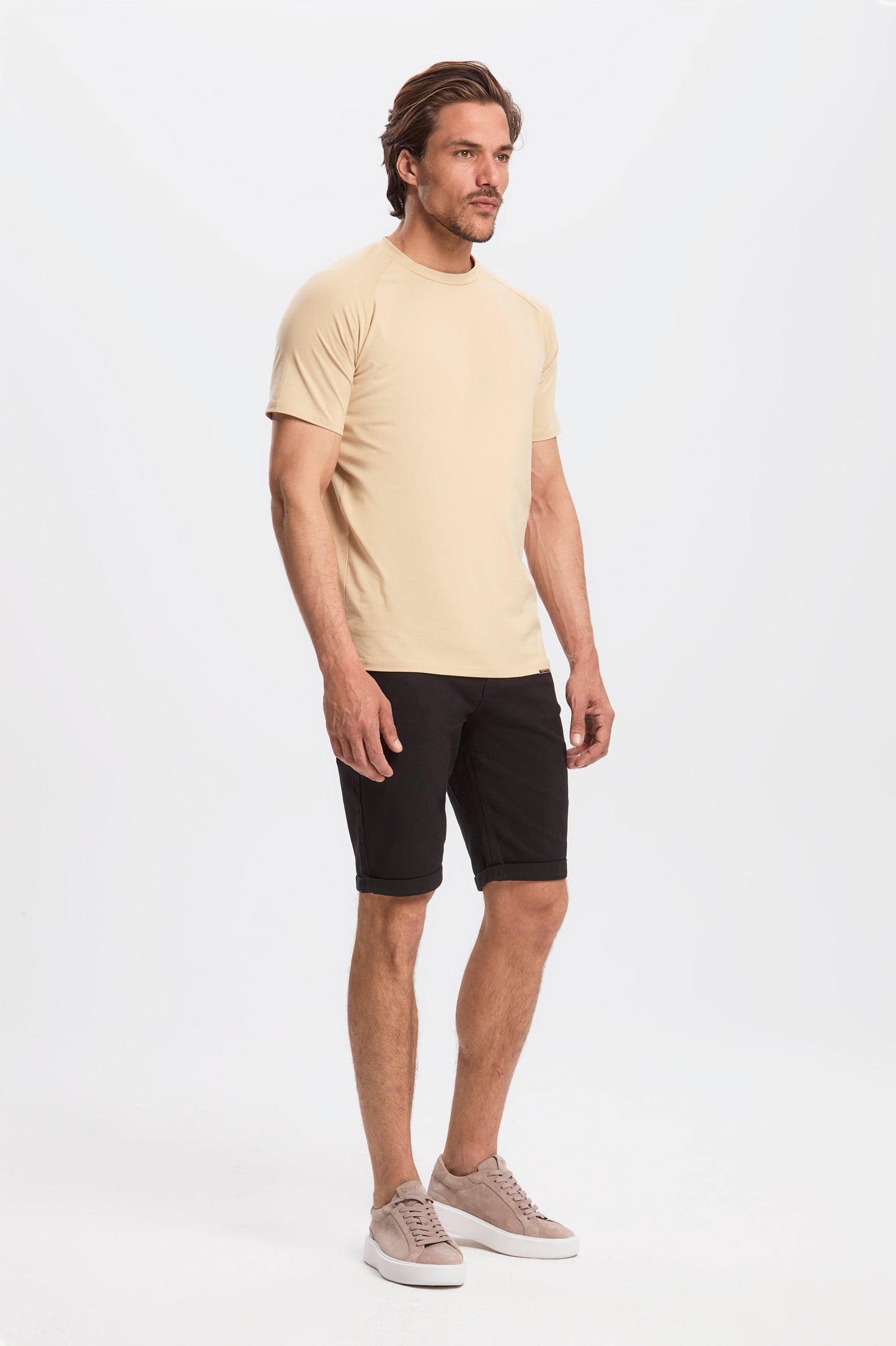 Essential Muscle Fit T-Shirt