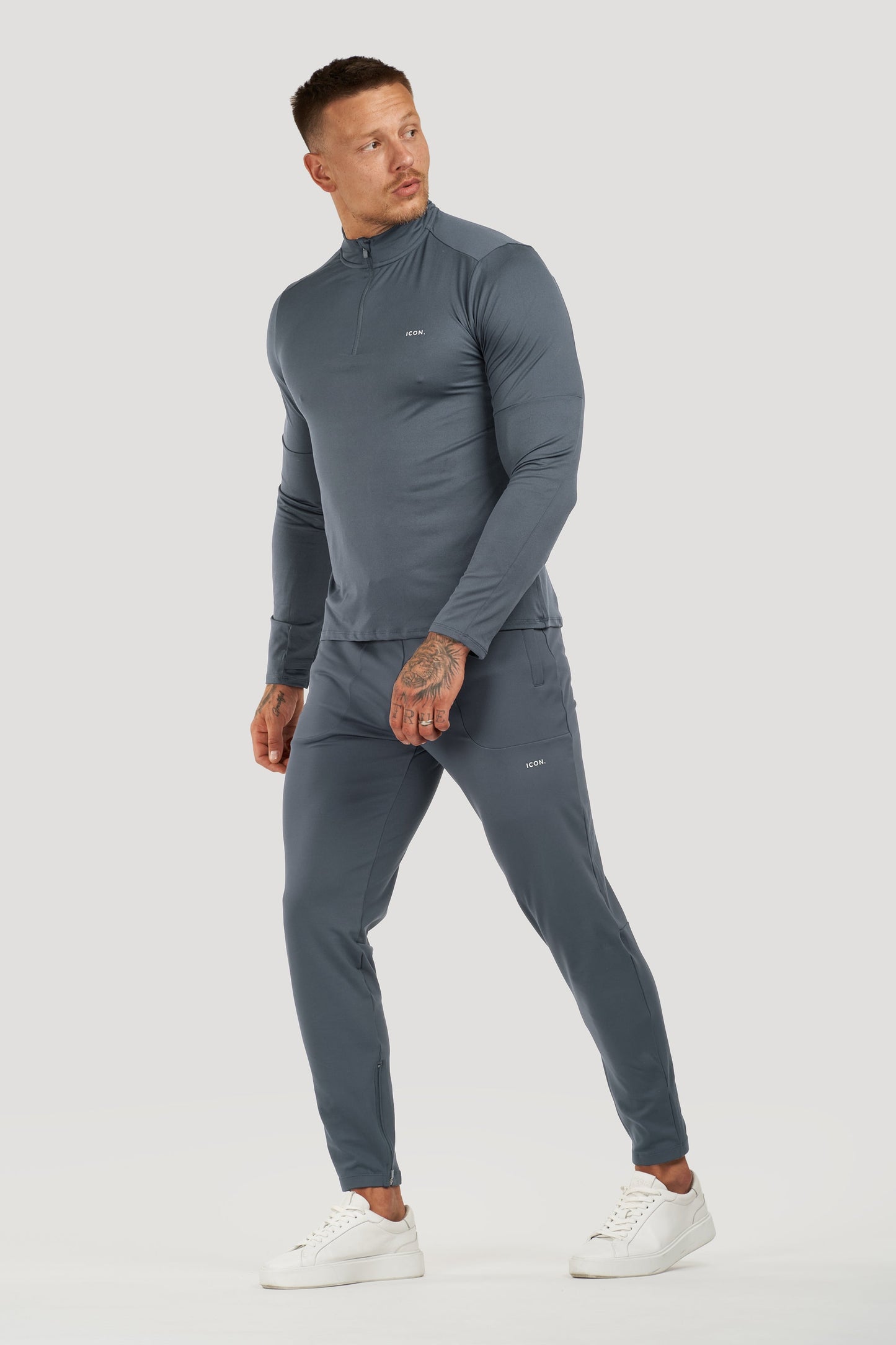 Iconic Active Half-Zip Pullover