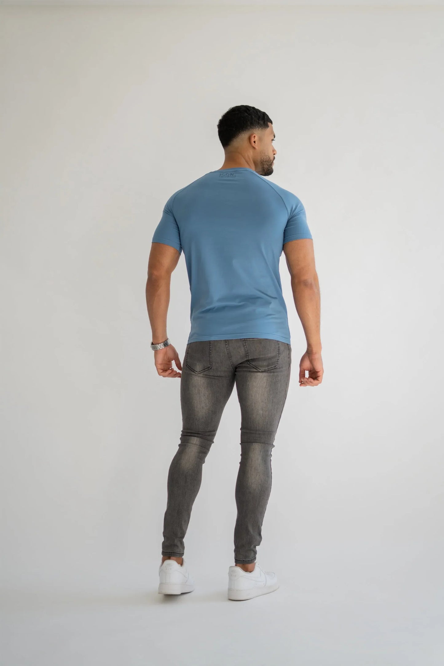 Essential Muscle Fit T-Shirt