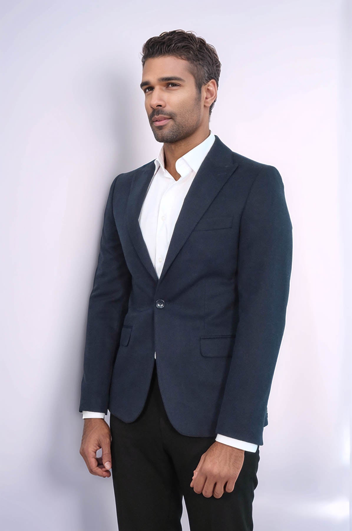 Peak Lapel Single Button Plain Navy Blue Men Blazer