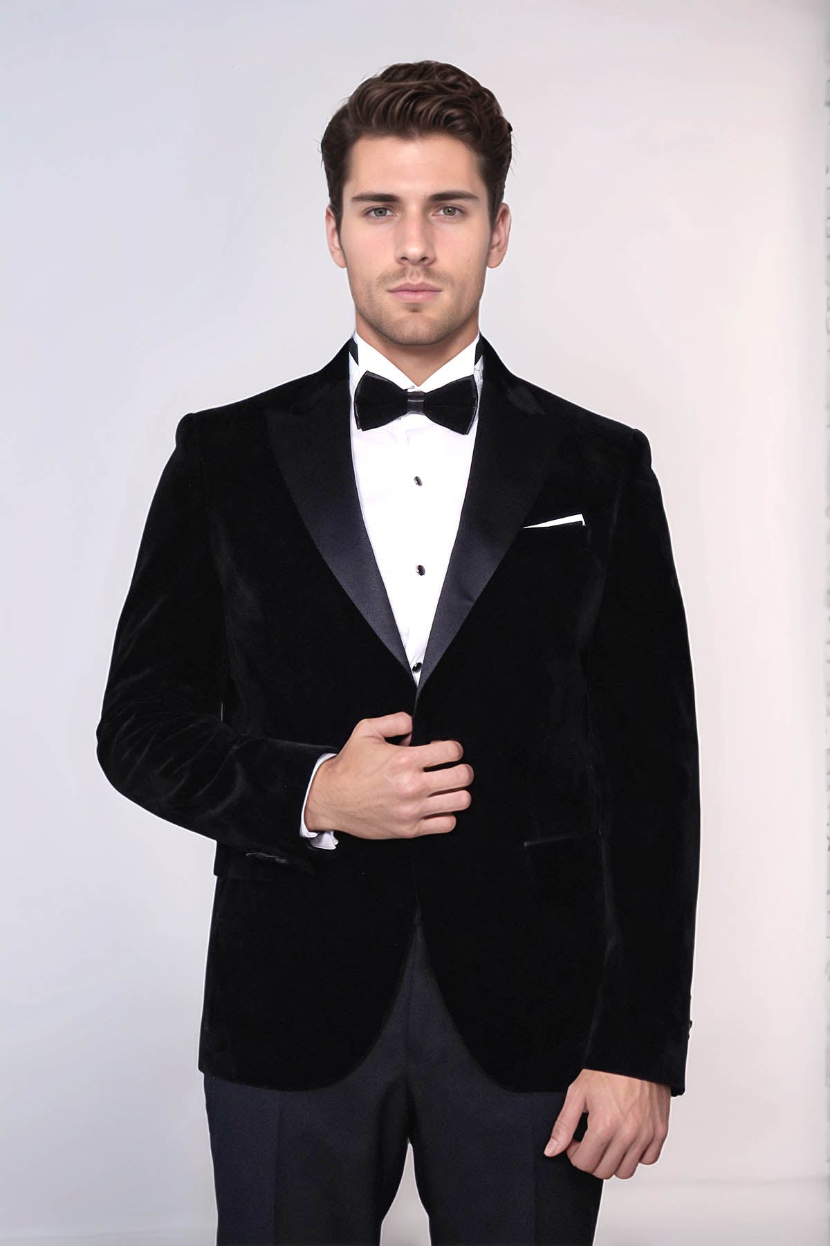 Peak Lapel Velvet Black Men Prom Blazer