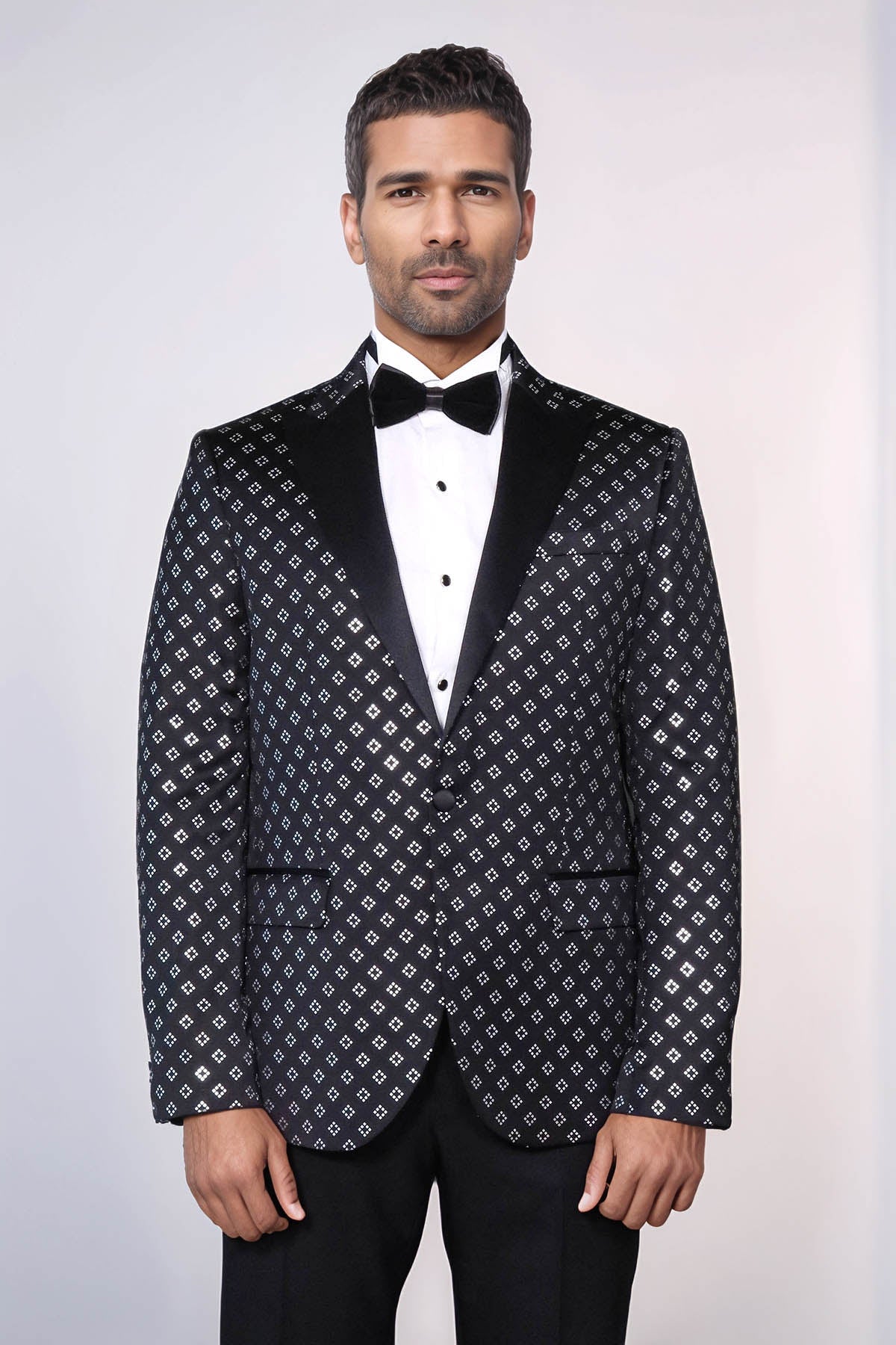 Silver Diamond Pattern Over Black Men Party Tuxedo Blazer - Wessi