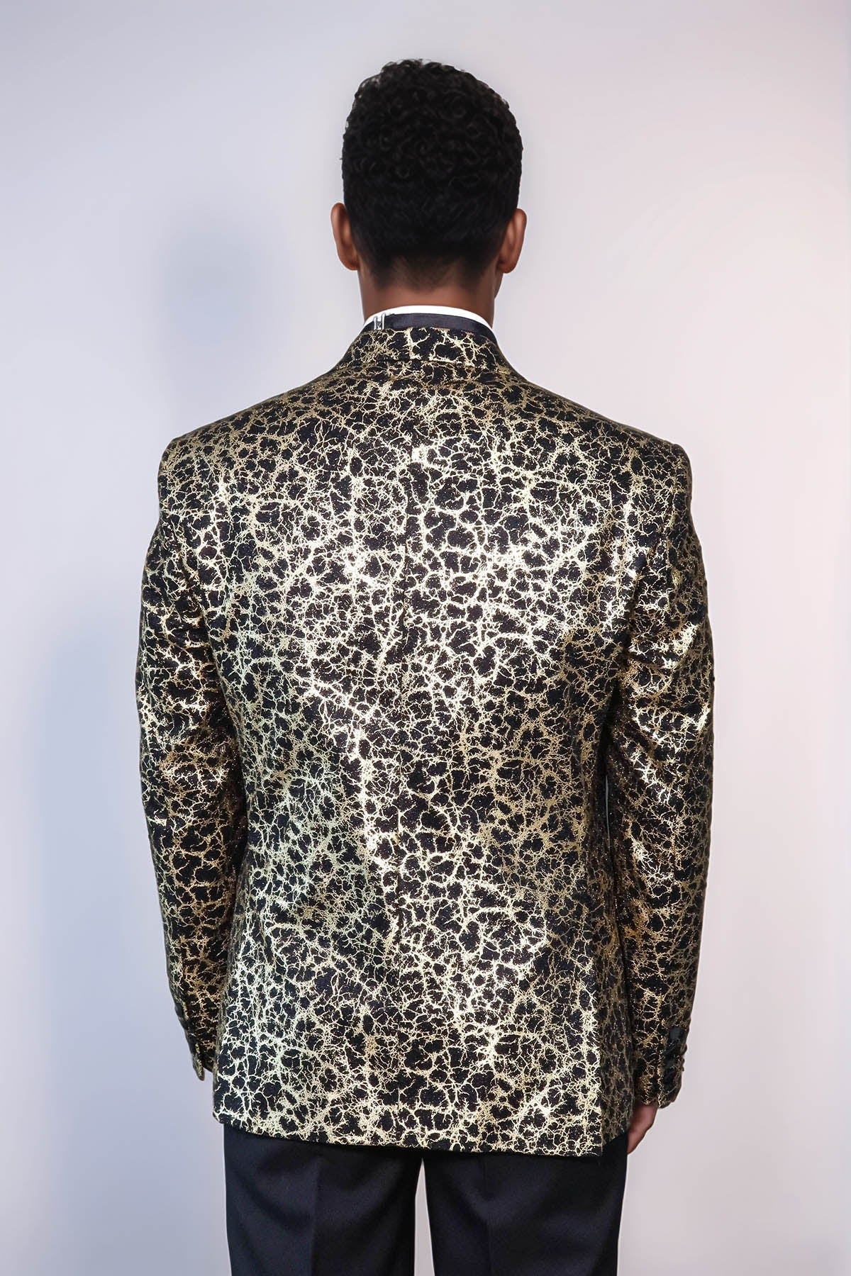 Root Pattern Peak Lapel Black Men Stage Performance Tuxedo Blazer - Wessi