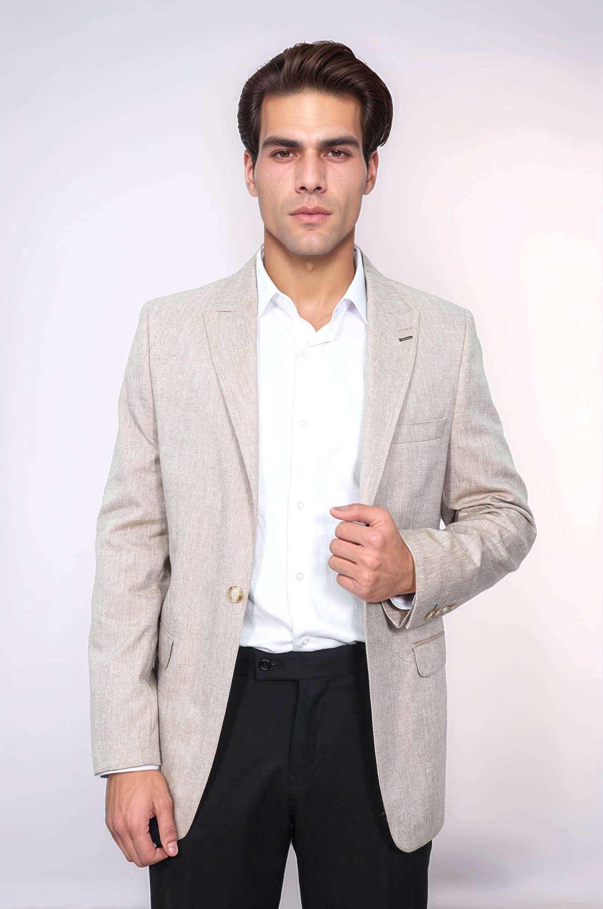 Slim-Fit Peak Lapel Light Brown Jacket