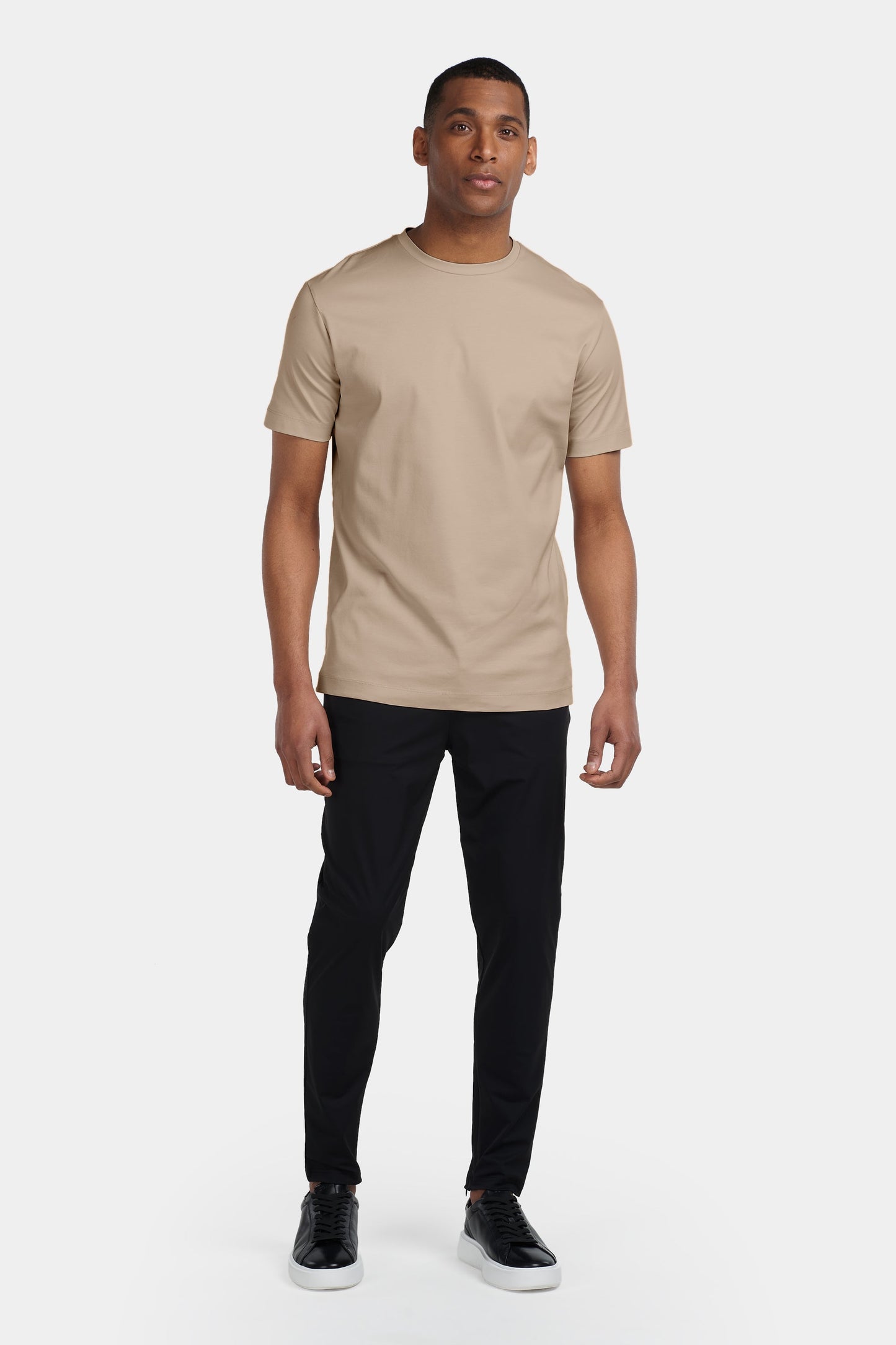 THE ELEGANT TEE