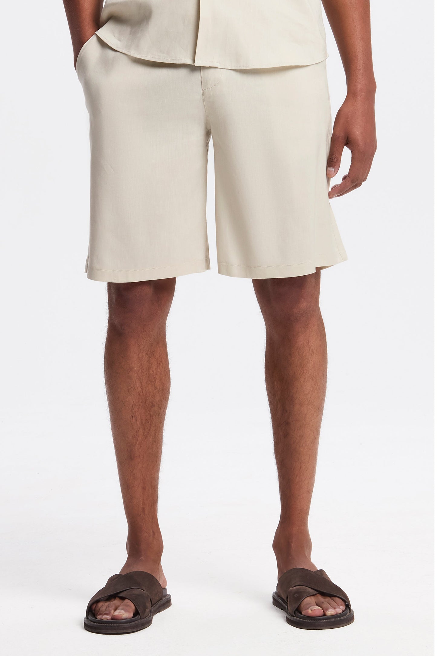 Classic Linen Shorts