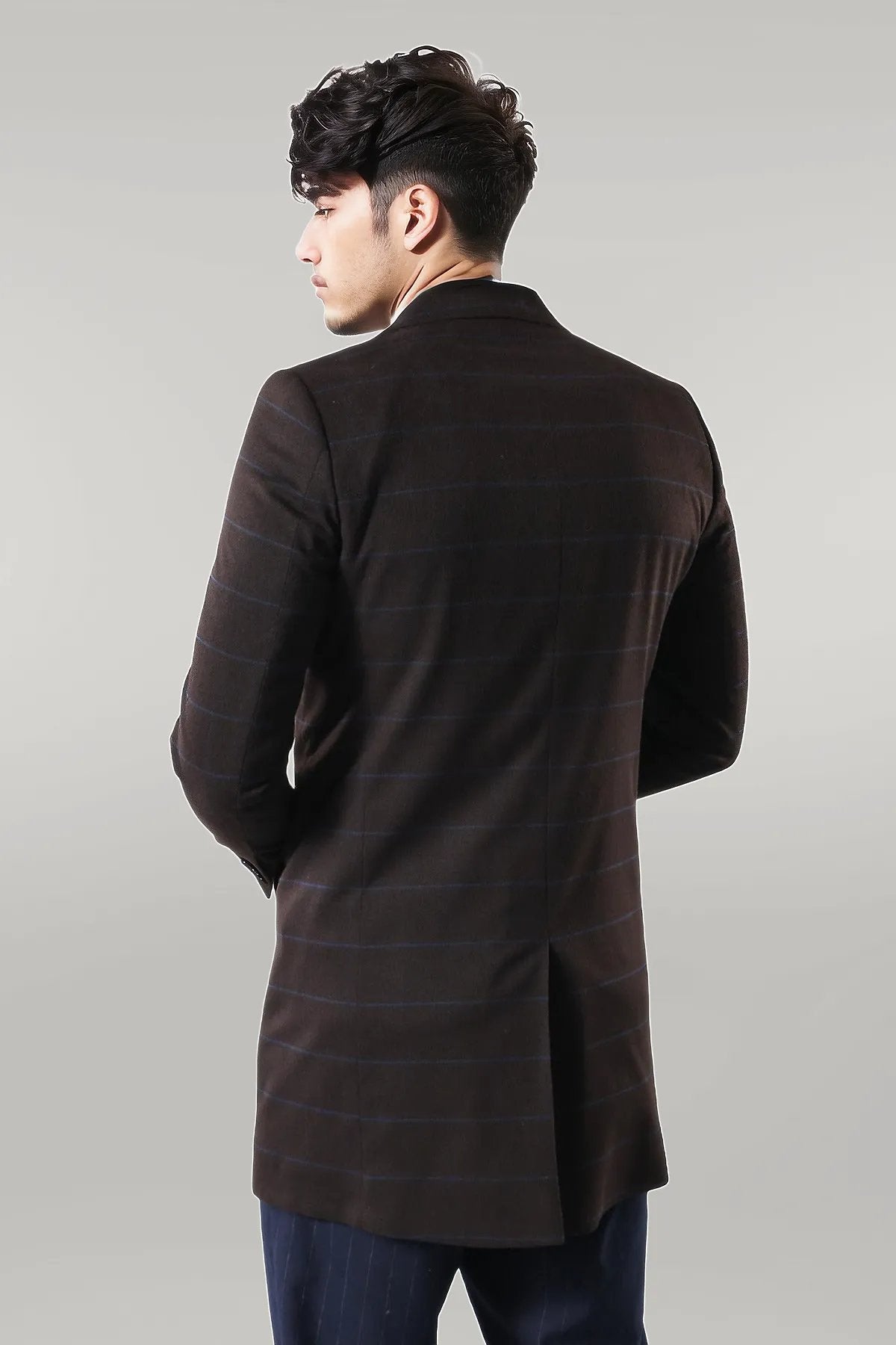 Wide Pointed Collar Brown Men Coat
