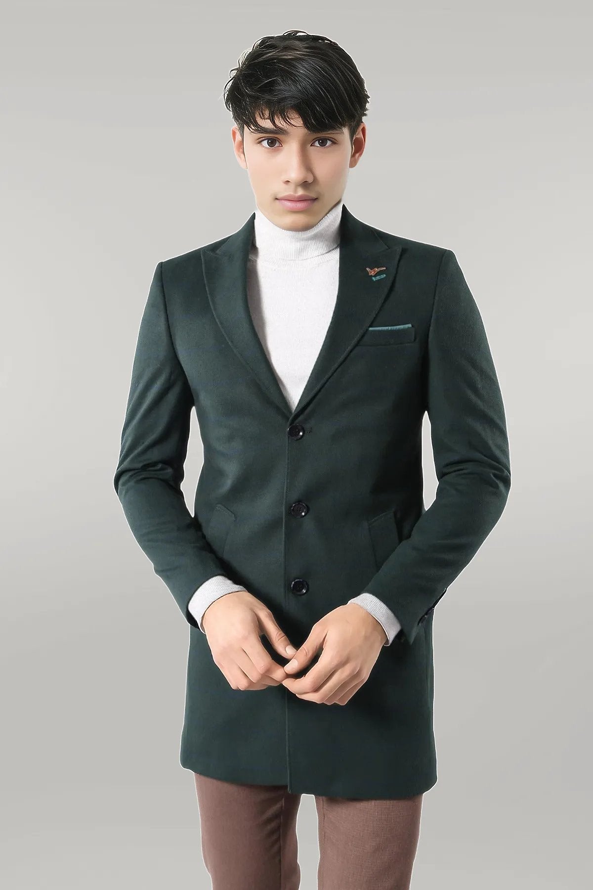 Wide Pointed Collar Green Men Coat