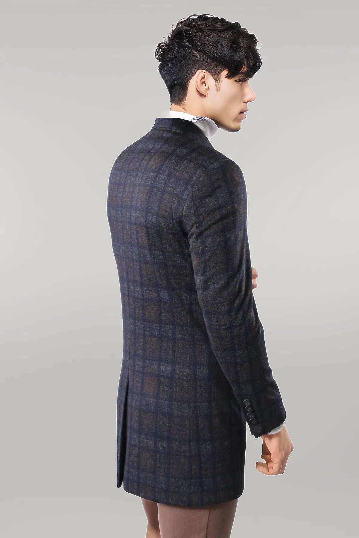 Plaid Over Knee Smoked Men Coat