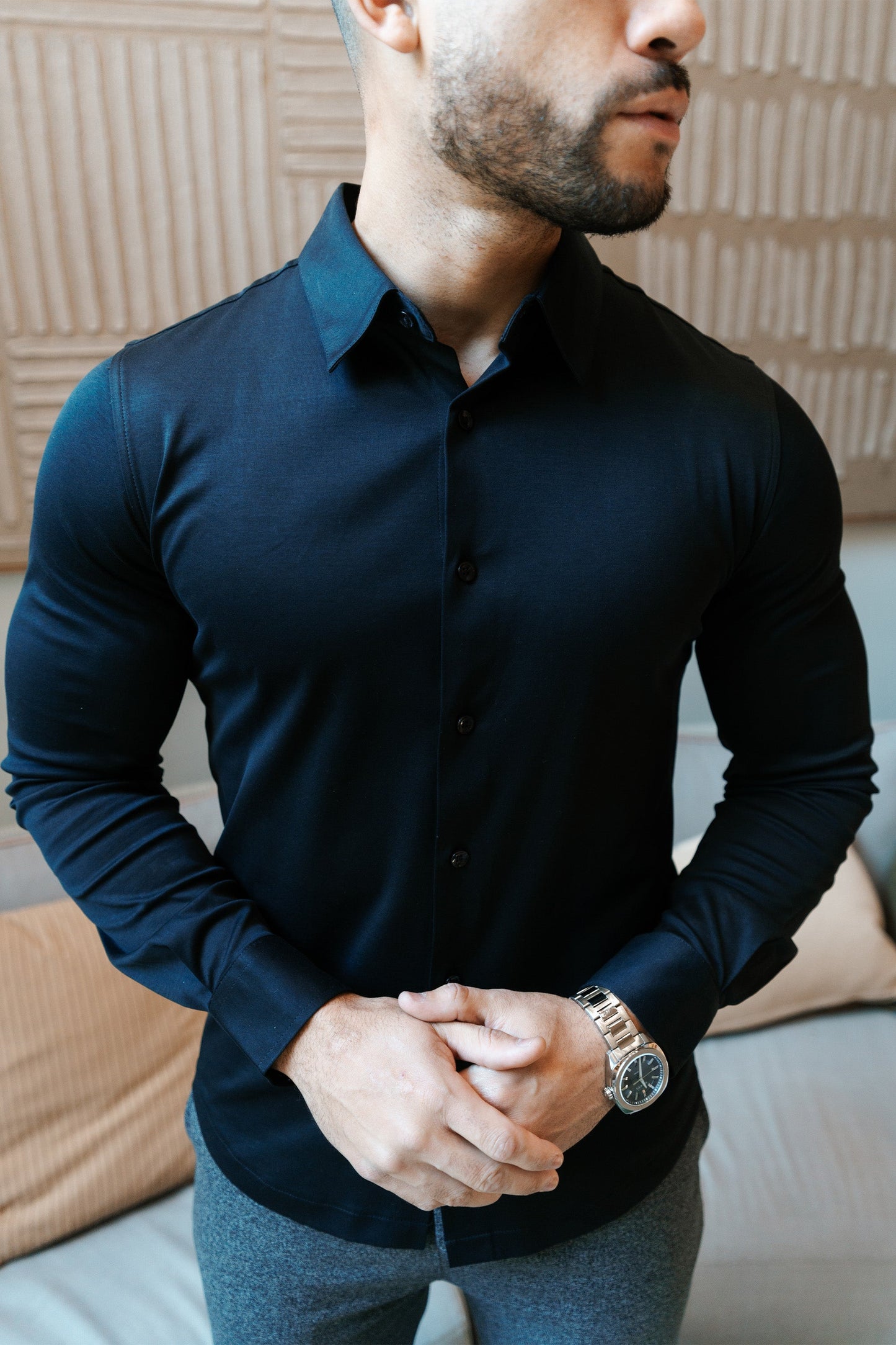 THE ELEGANT SHIRT