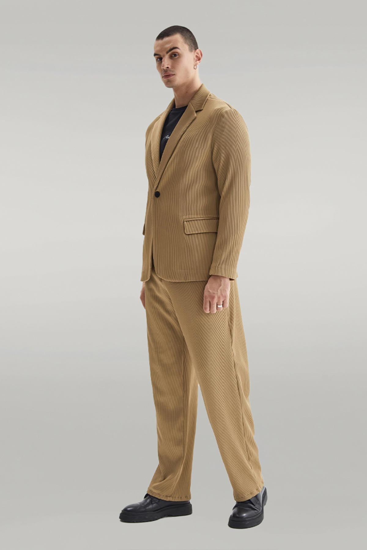 Men's Dark Beige Ribbed Textured Oversize Suit