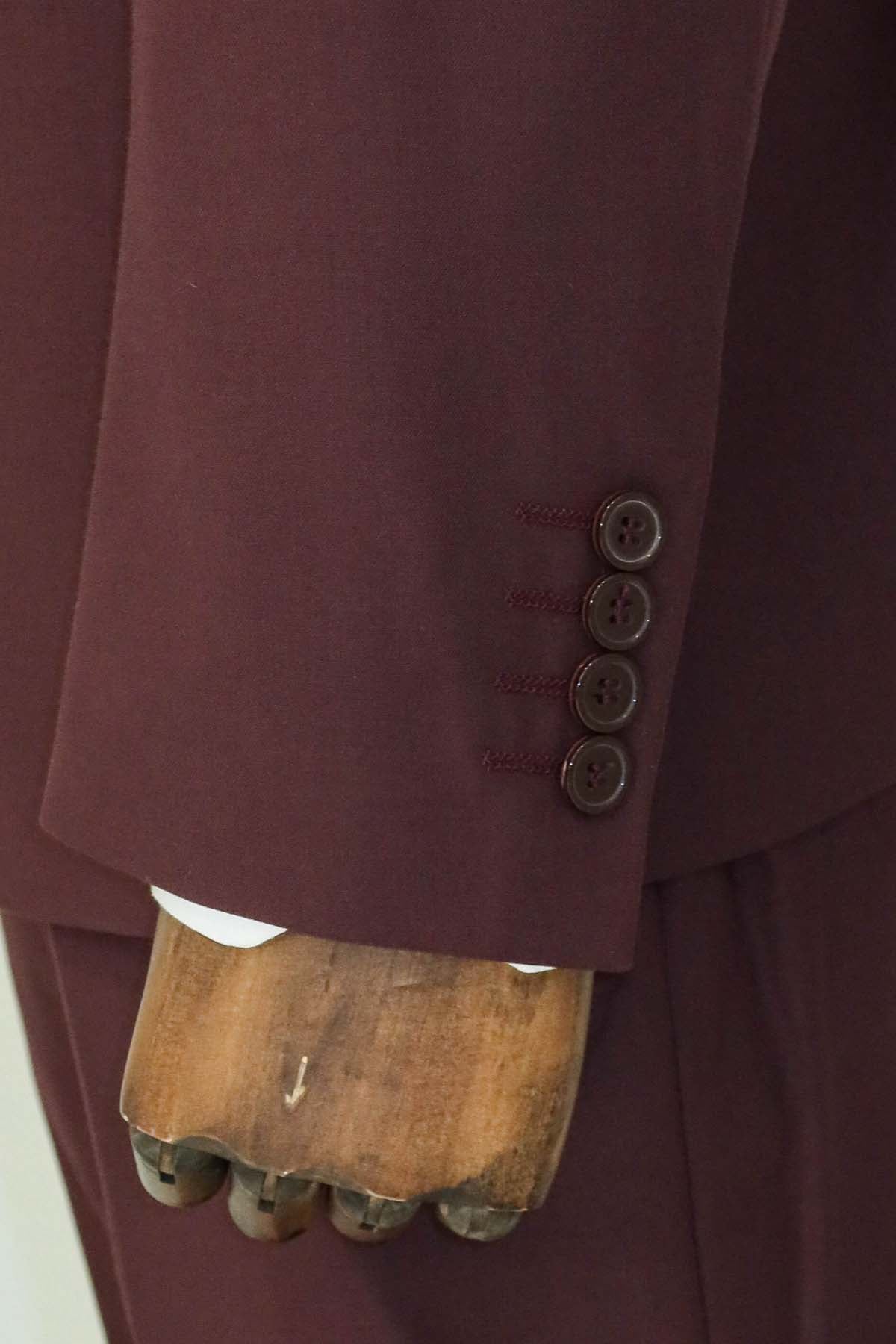 Wide Peak Collar Slim Fit Burgundy Men Double-Breasted Suit and Shirt Combination