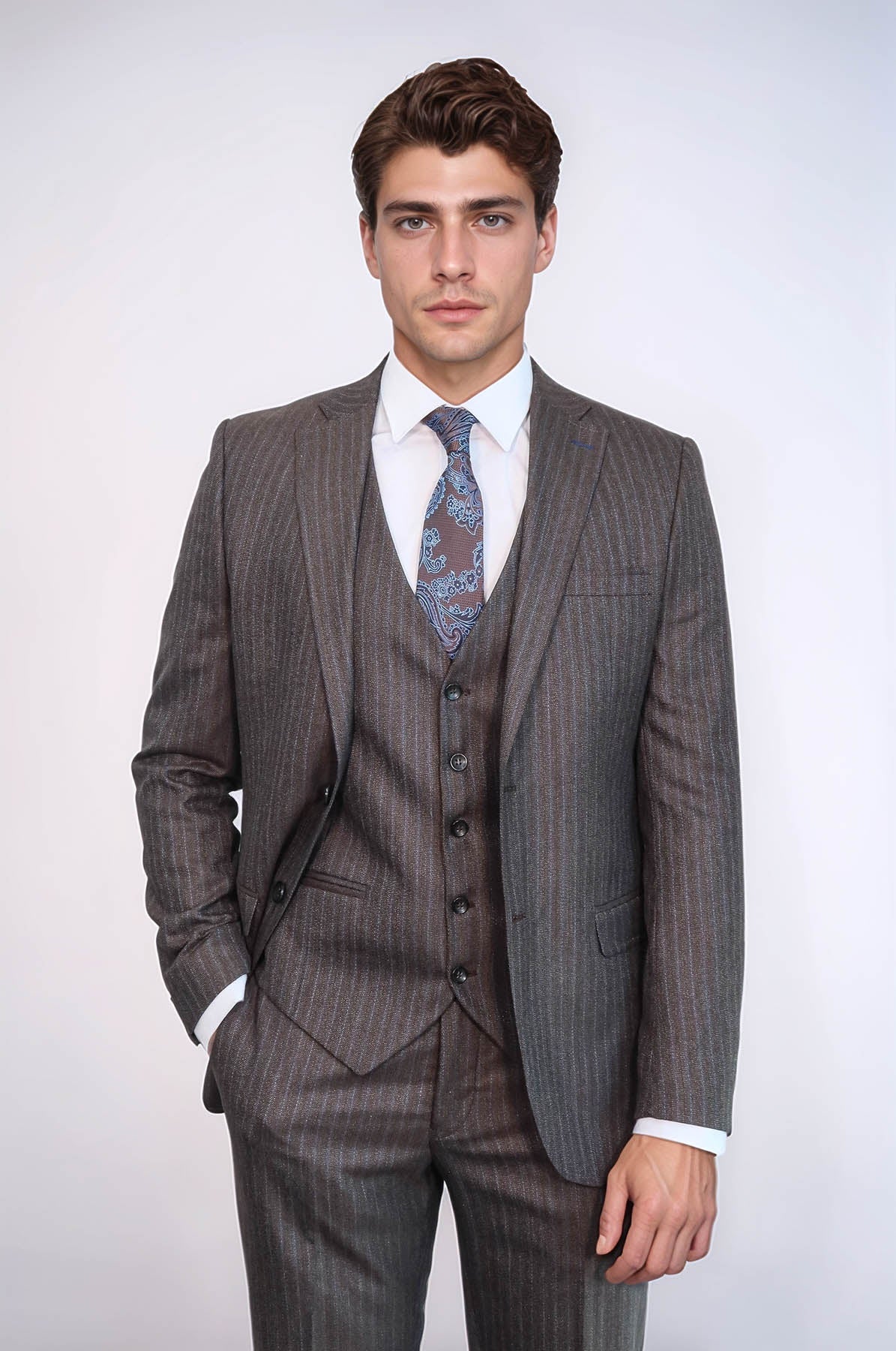KOALA SYDNEY Striped Brown Vested Suit |