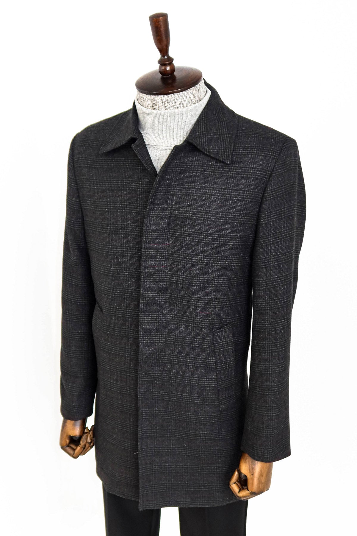 Black Hidden Button Peak Lapel Coat