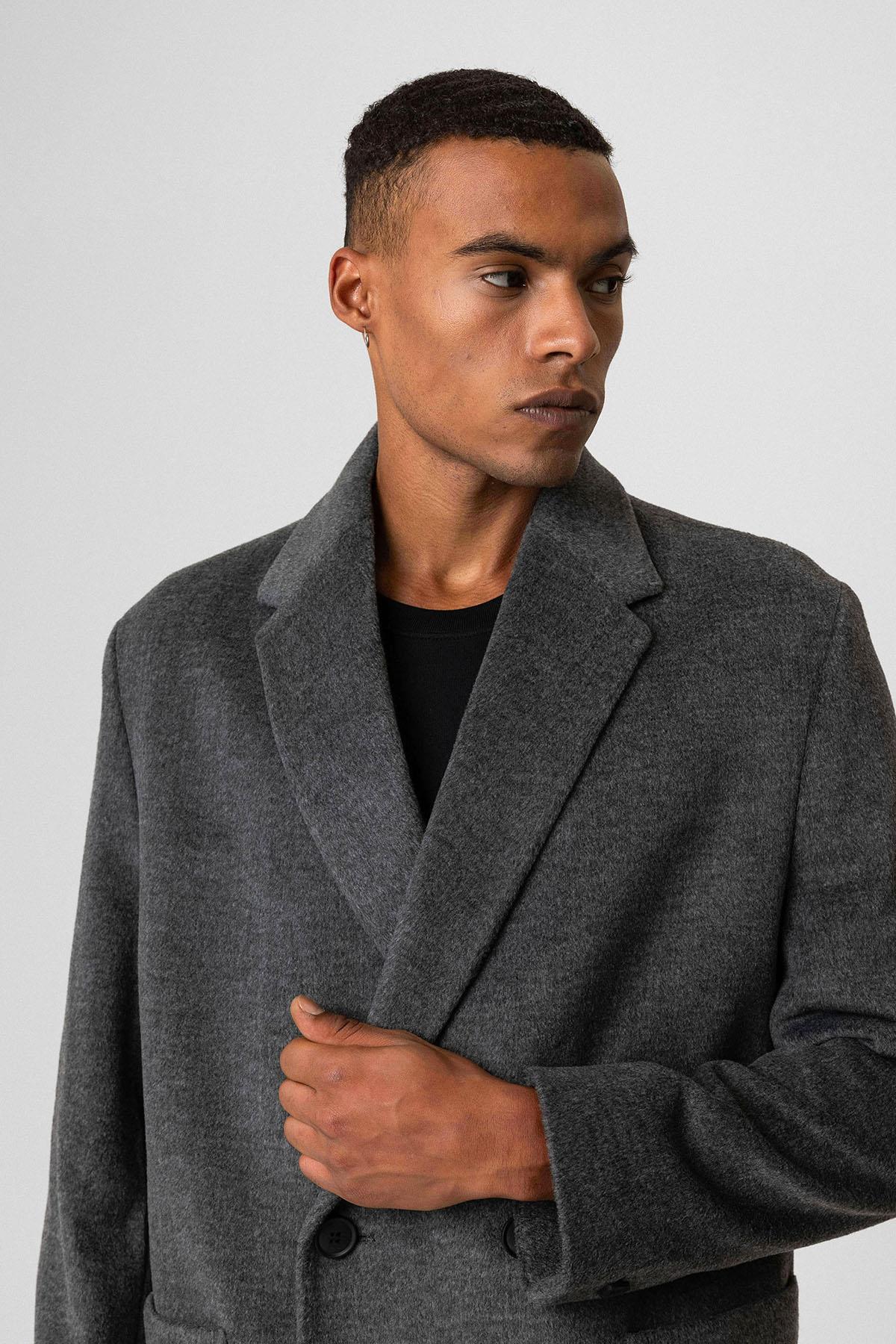 Anthracite Textured Double-Breasted Men's Coat