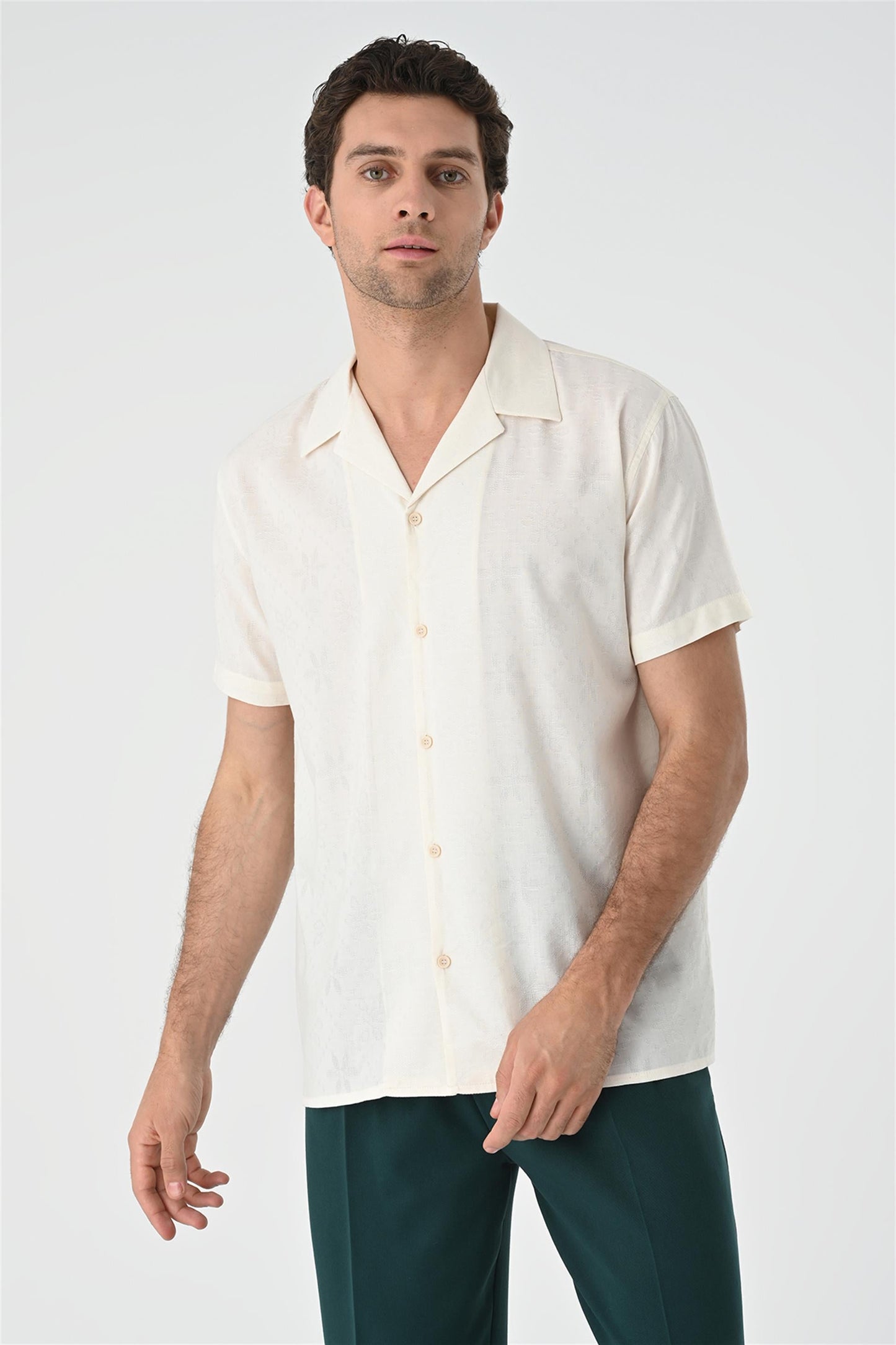 KOALA SYDNEY Men's Ecru Knitted Patterned Shirt with Camp Collar