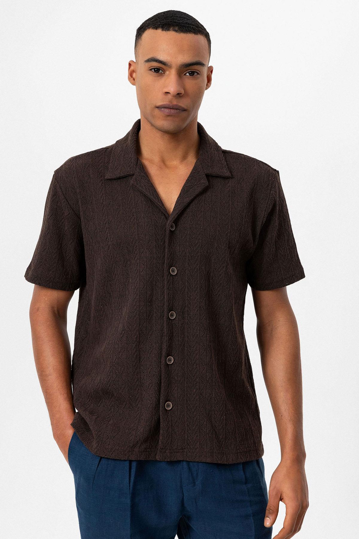 KOALA SYDNEY Men's Brown Camp Collar Knit Pattern Shirt -