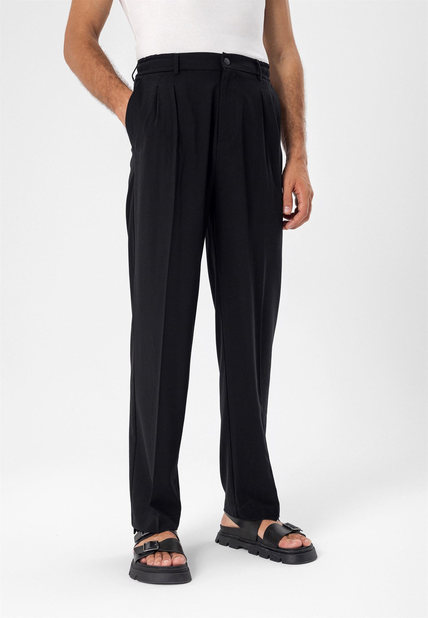 Men's Black Elastic Waist High Waist Pleated Trousers