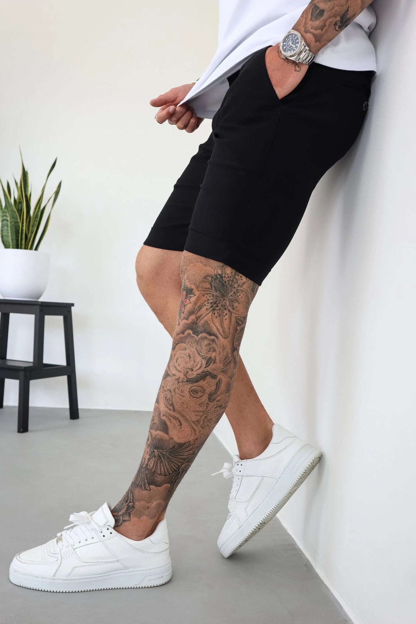 AVANI BLACK SHORTS