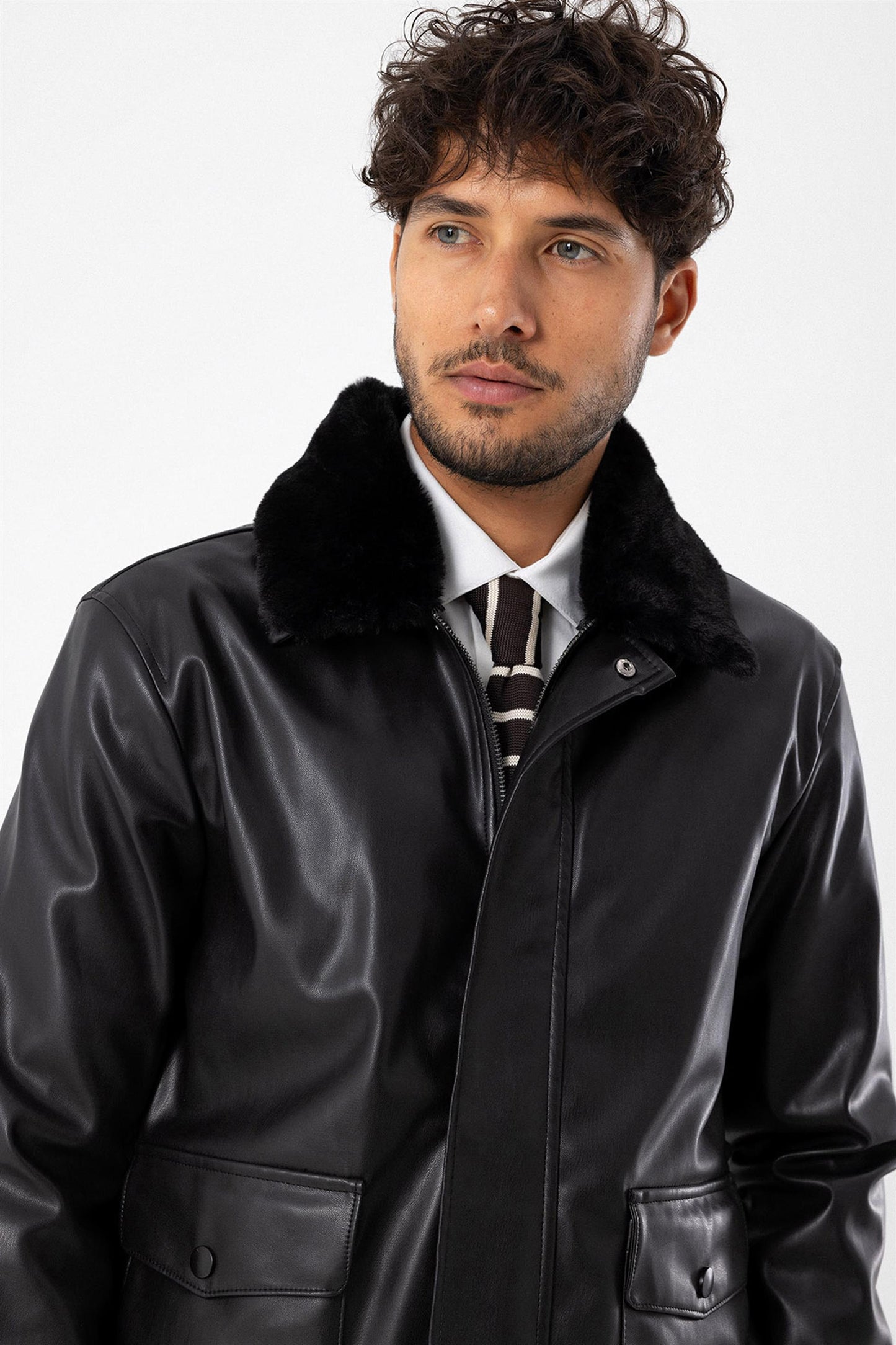 Men's Black Double Pocket Fur Collar Leather Coat