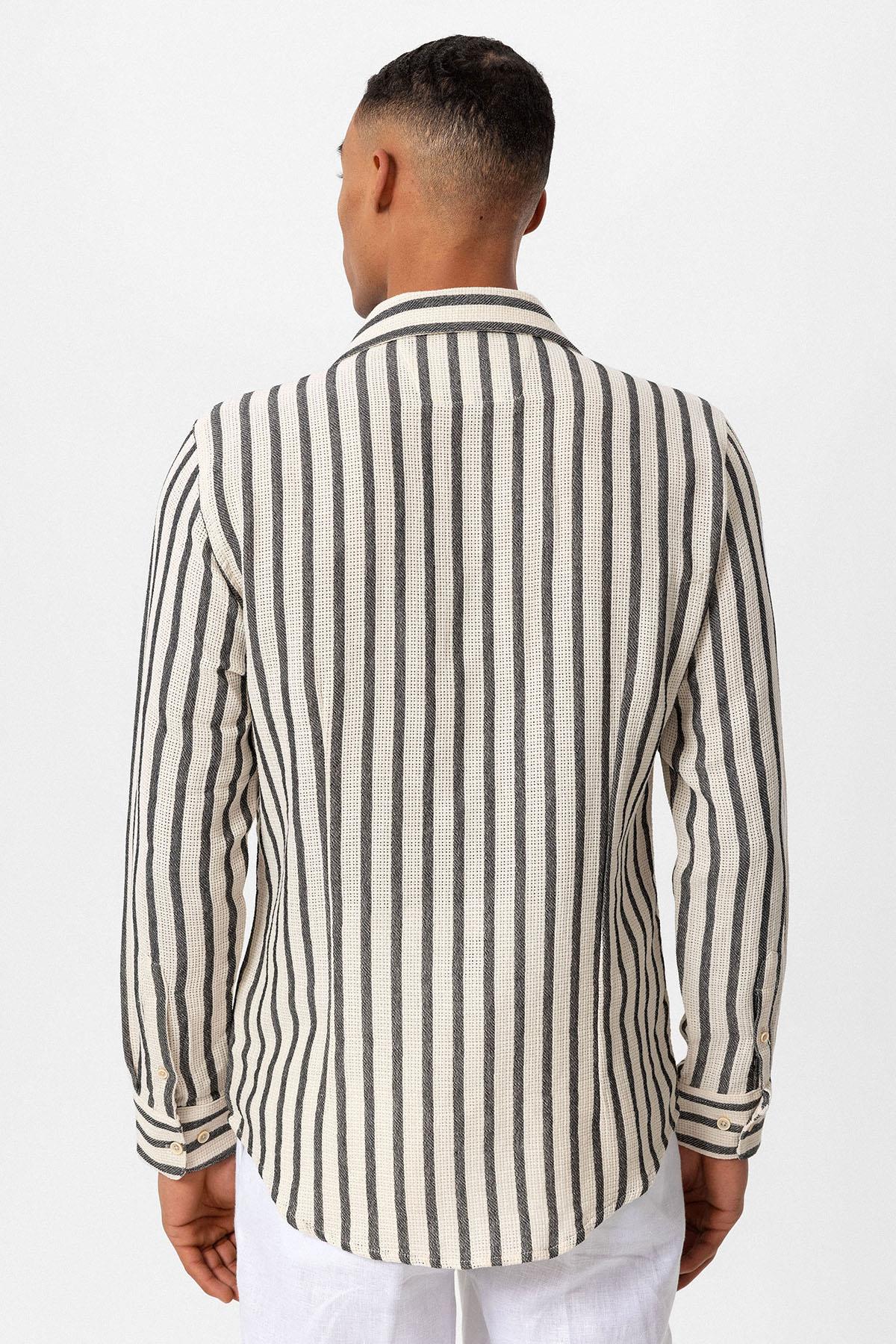 Men's Black Striped Knit Long-Sleeve Shirt - Wessi