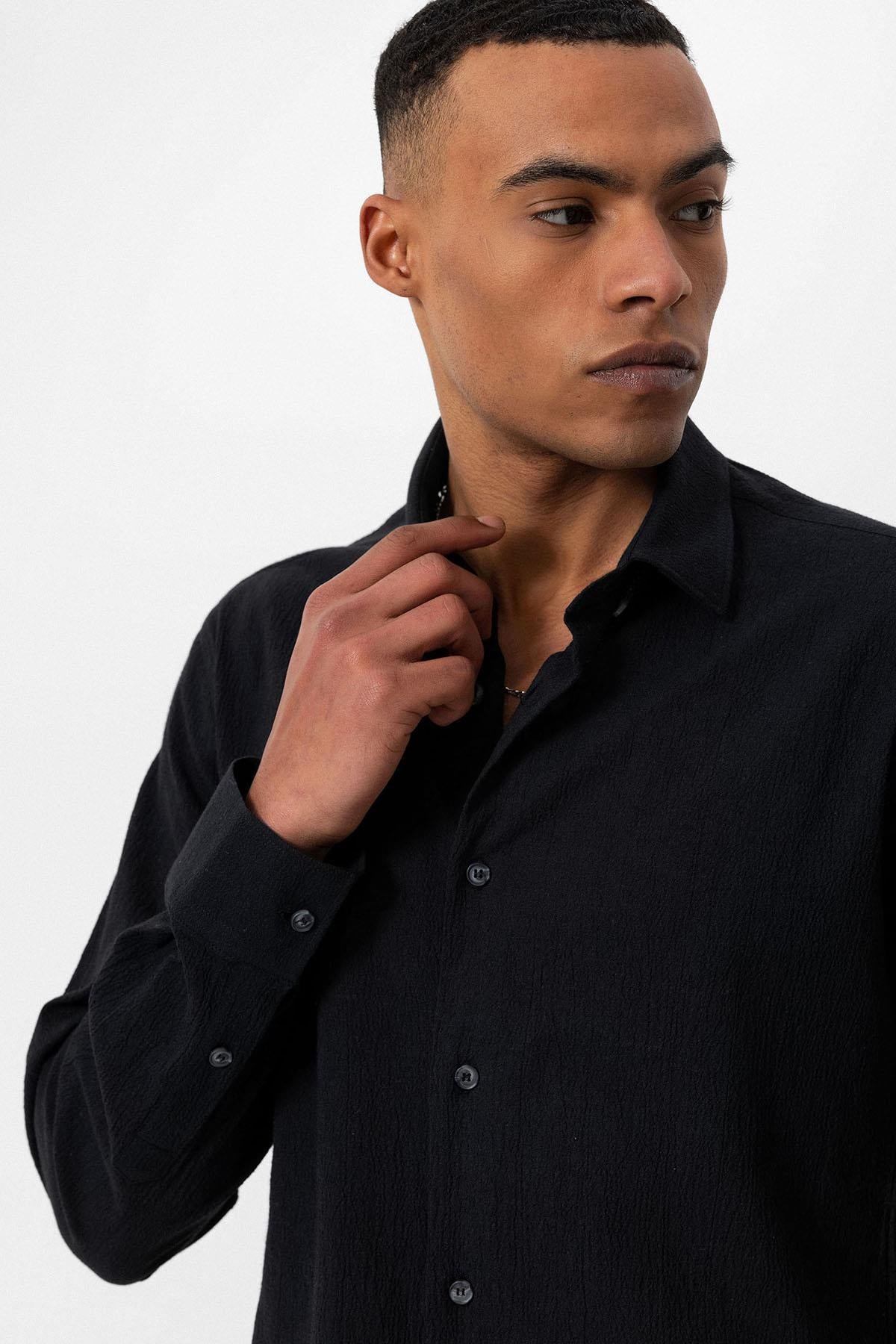Men's Black Textured Regular Fit Shirt