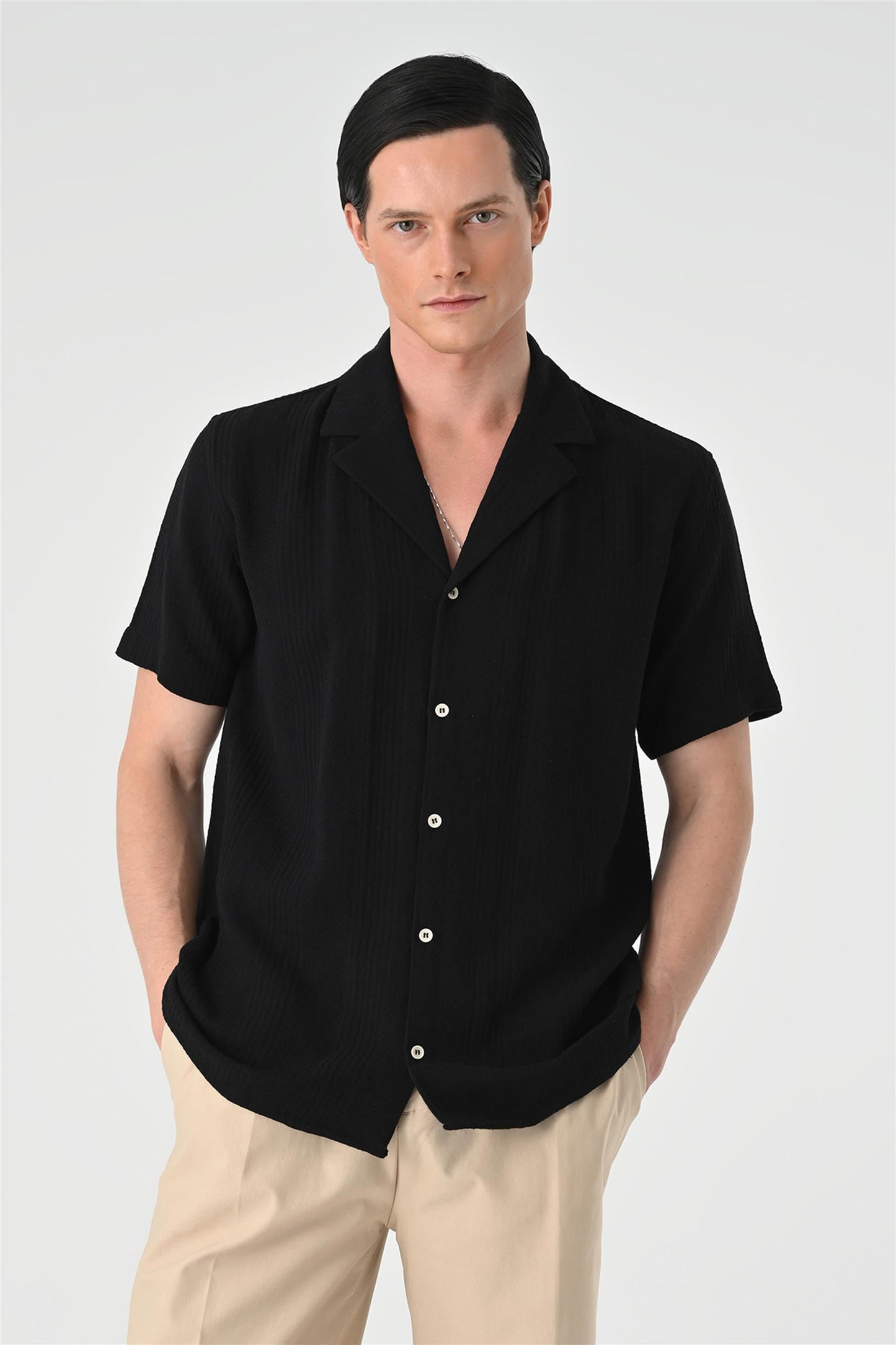 KOALA SYDNEY Men's Black Woven Patterned Short Sleeve Shirt -