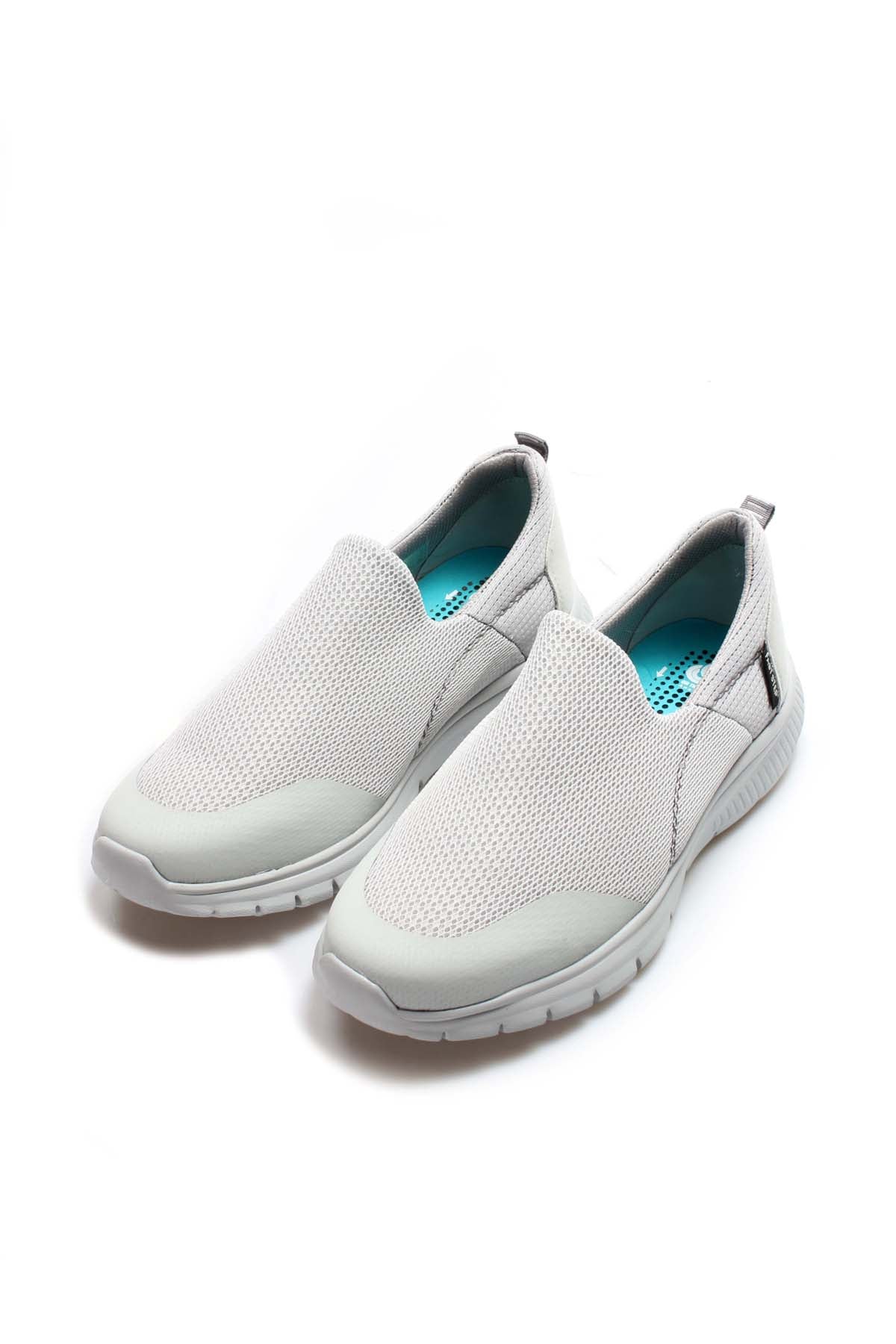 Men's Light Gray Slip-On Sneakers with Breathable Mesh Upper