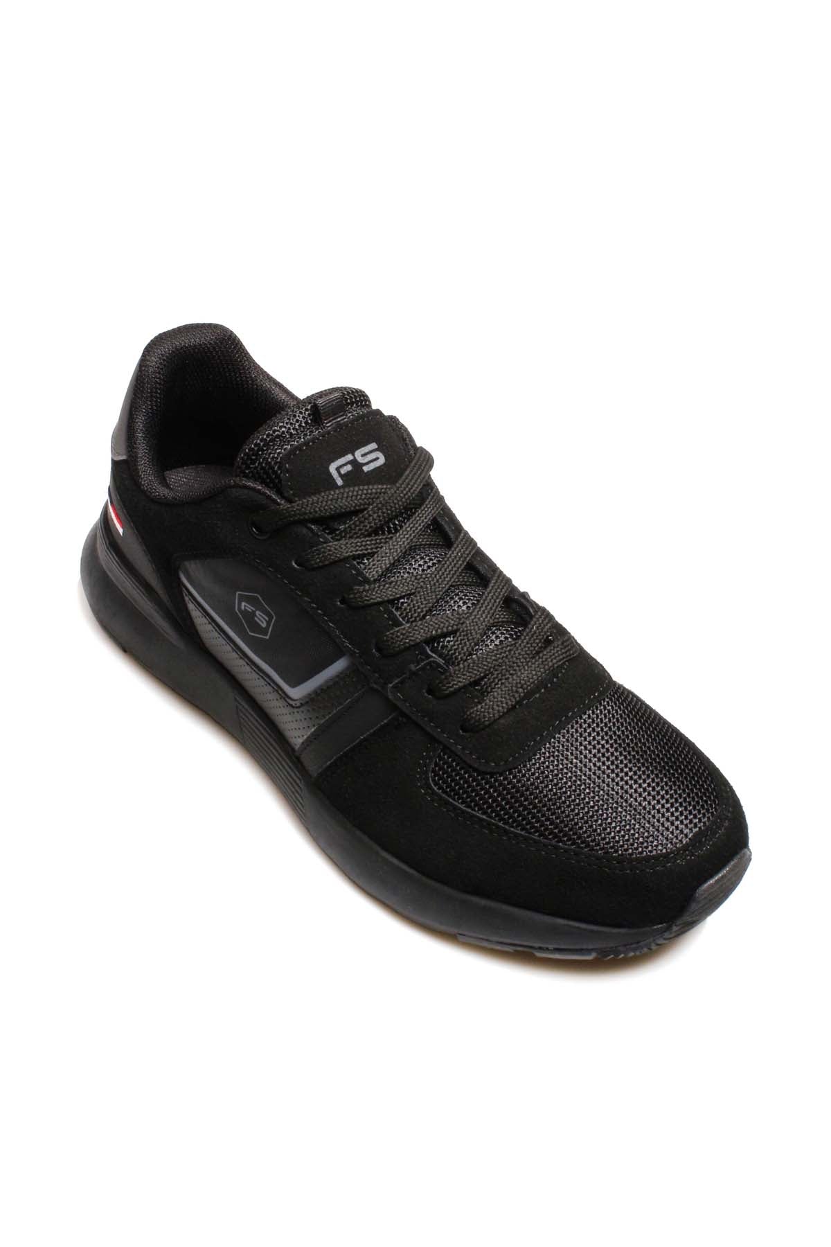 Men's Black Athletic Sneakers with Suede and Mesh Panels