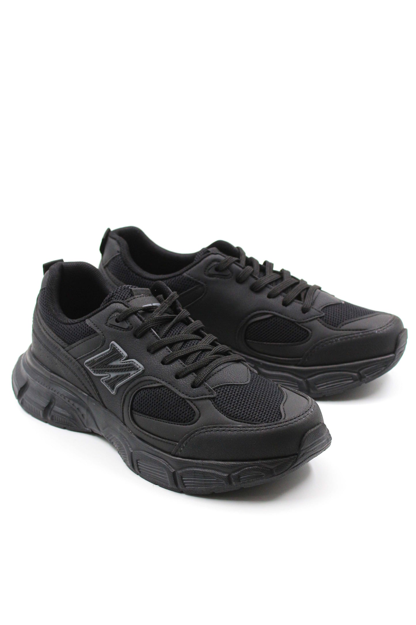 Men's All-Black Athletic Sneakers with Cushioned Sole