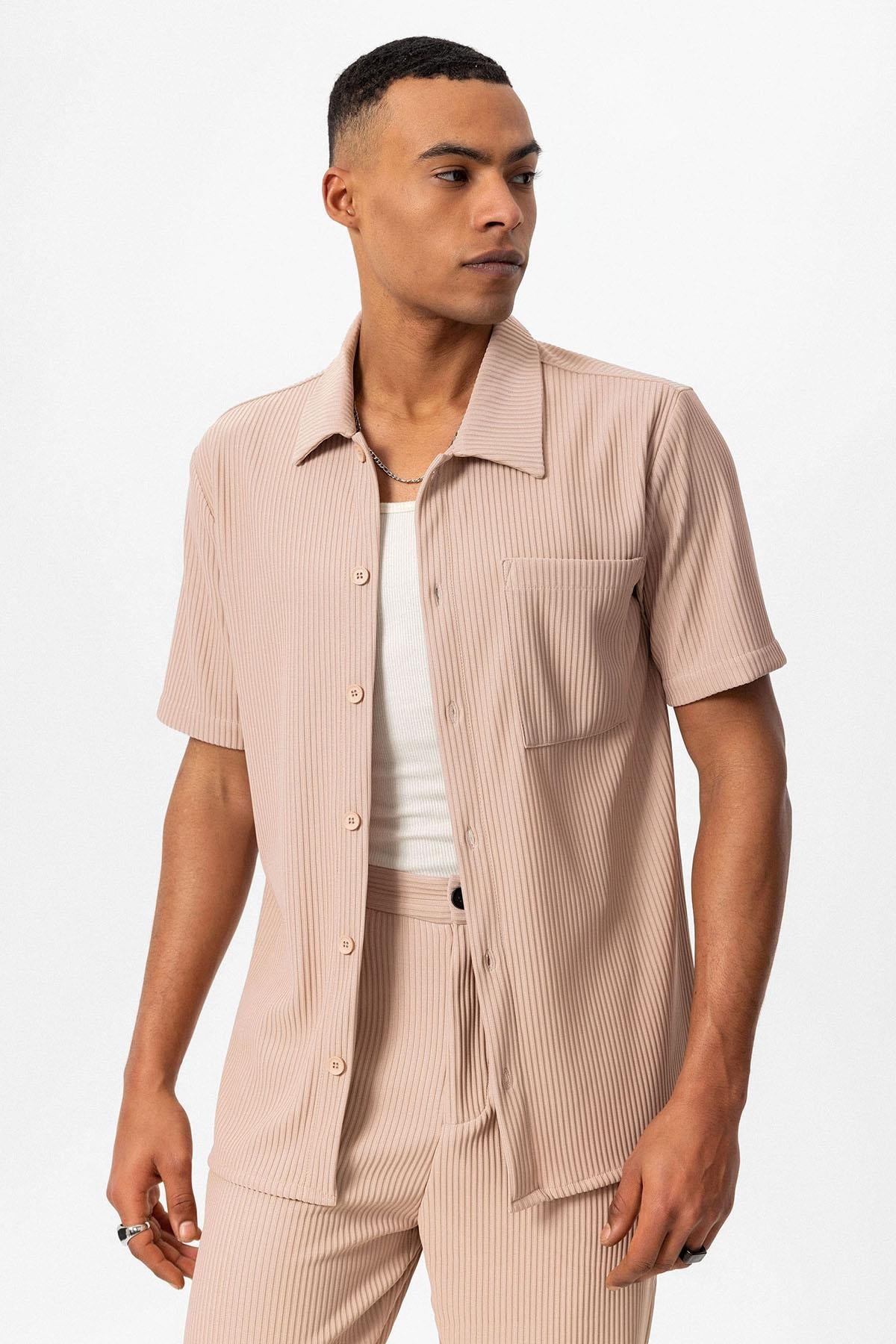 Men's Beige Short-Sleeve Ribbed Shirt