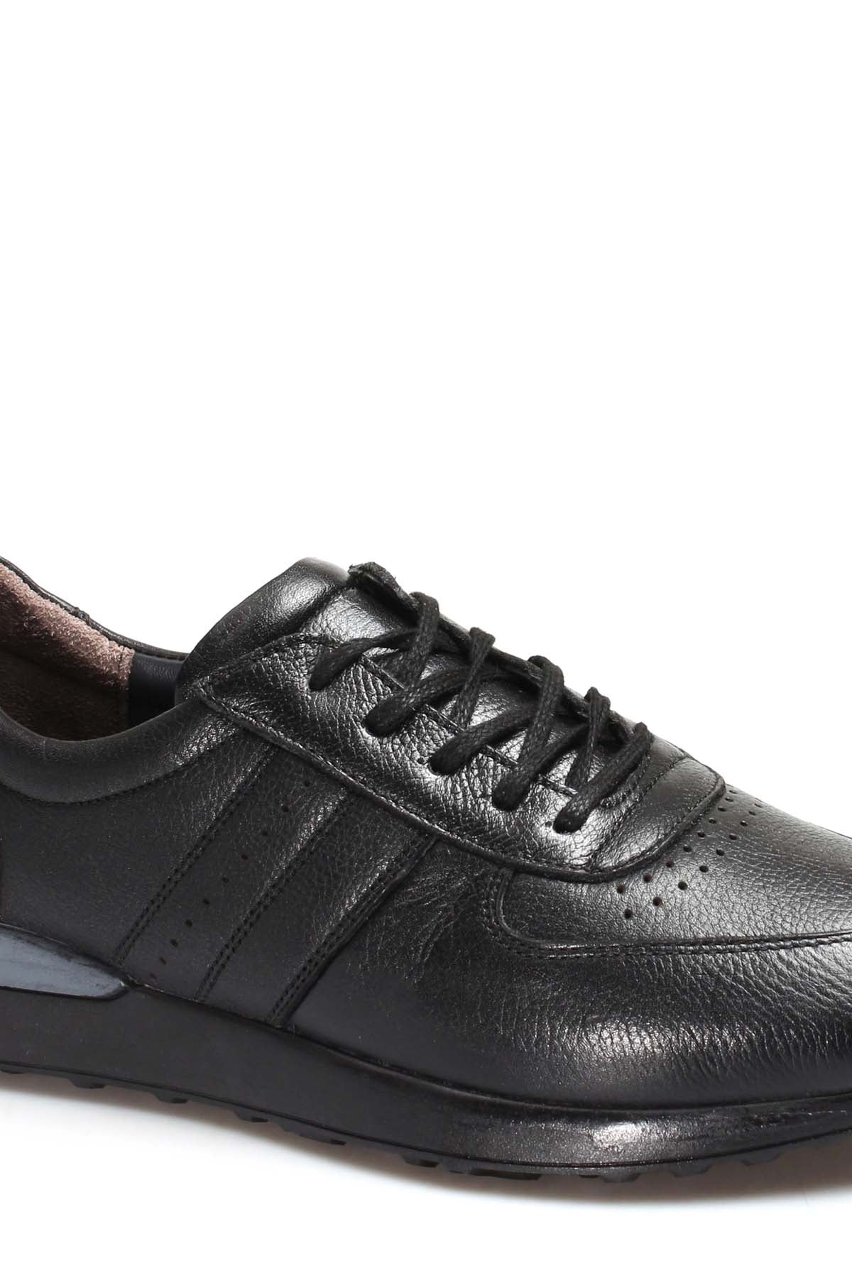 Men's Black Leather Lace-Up Sneakers with Perforated Design and Cushioned Sole