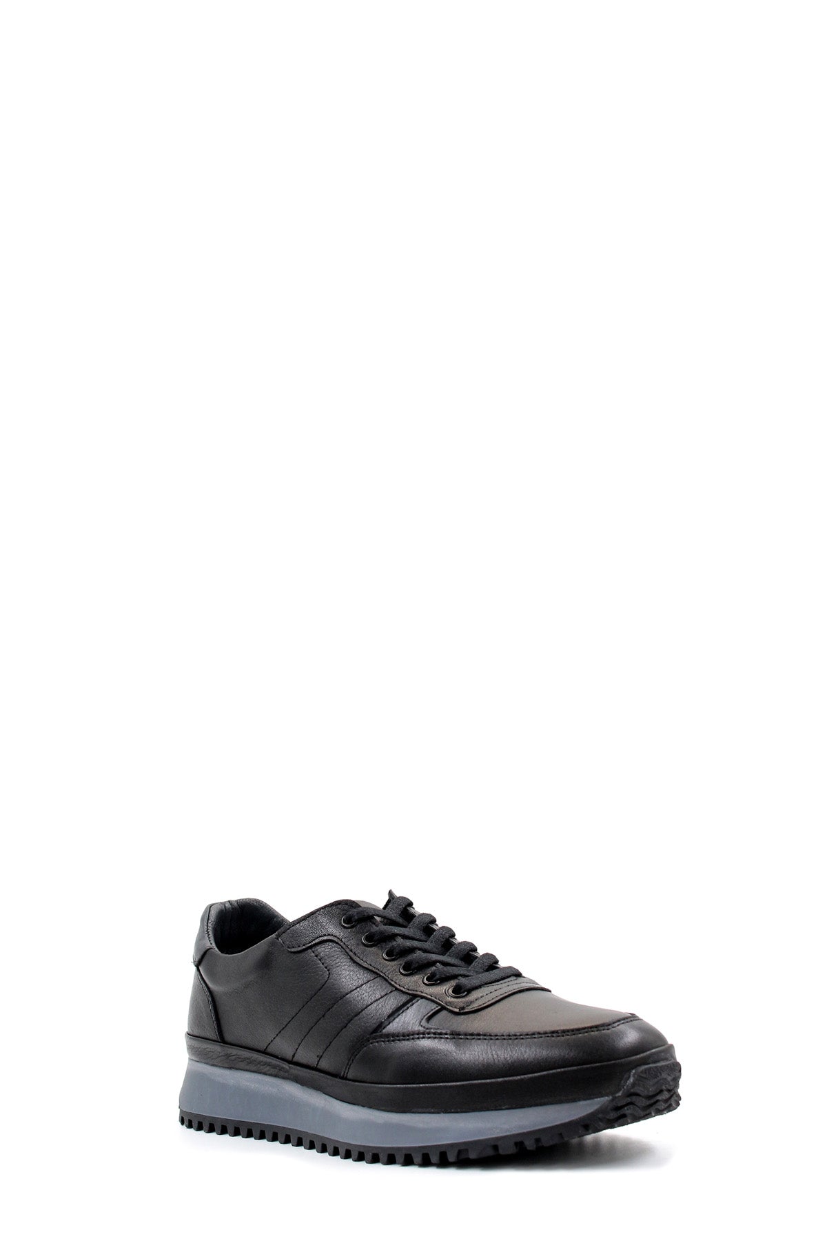 Men's Black Leather Lace-Up Sneakers with Contrasting Sole
