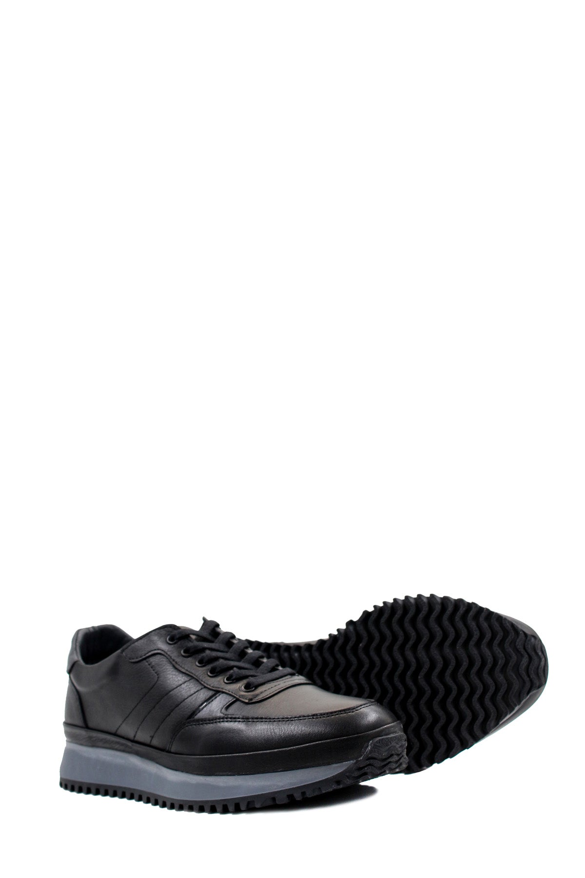 Men's Black Leather Lace-Up Sneakers with Contrasting Sole