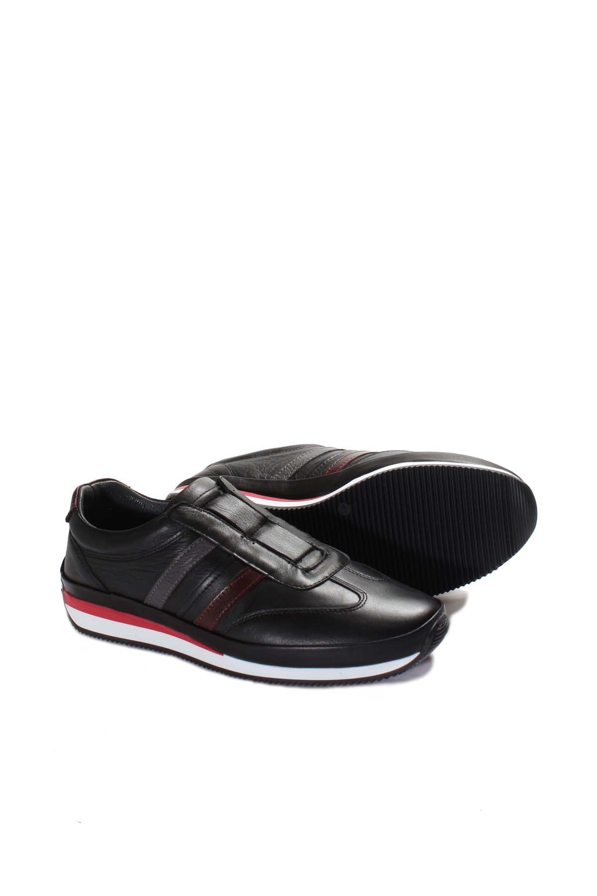 Black Leather Slip-On Sports Shoes Wessi