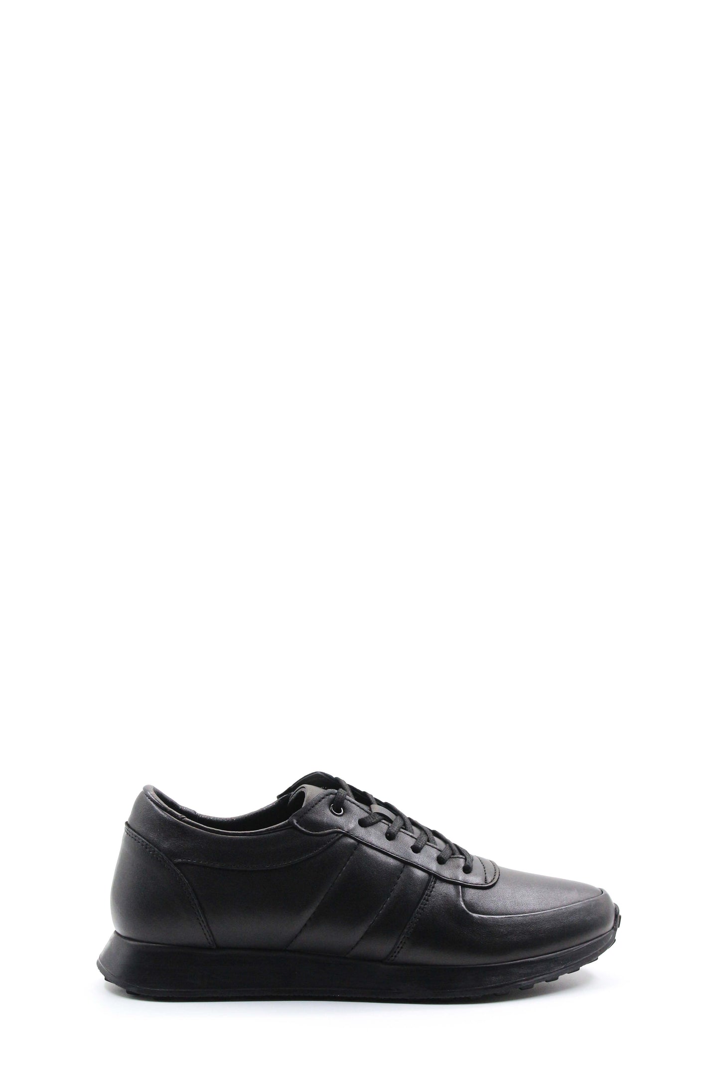 Men's Black Leather Sneakers with Subtle Stitch Detailing