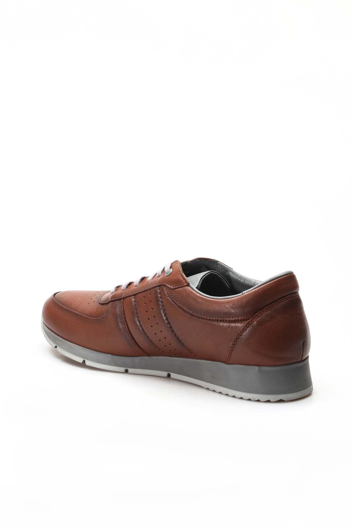 Men's Brown Leather Sneakers with Gray Accents and Contrast Sole