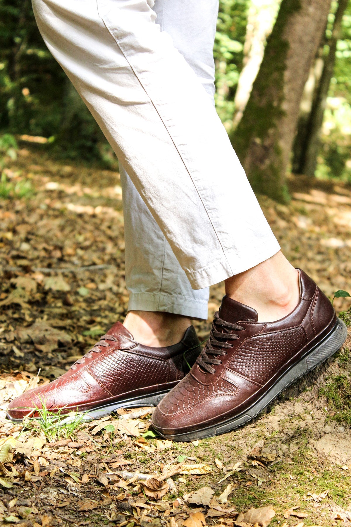 Men's Brown Leather Sneakers with Embossed Croc Texture