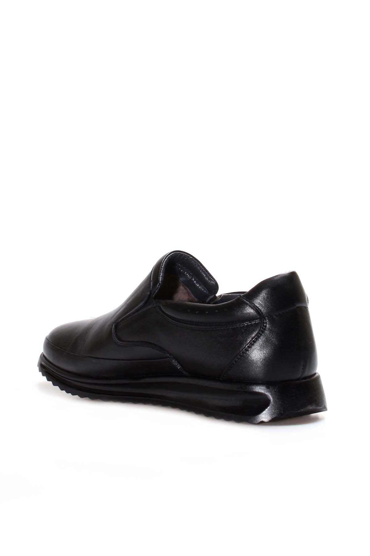 KOALA SYDNEY Men's Black Leather Slip-On Loafers with Textured Sole and Fur Lining