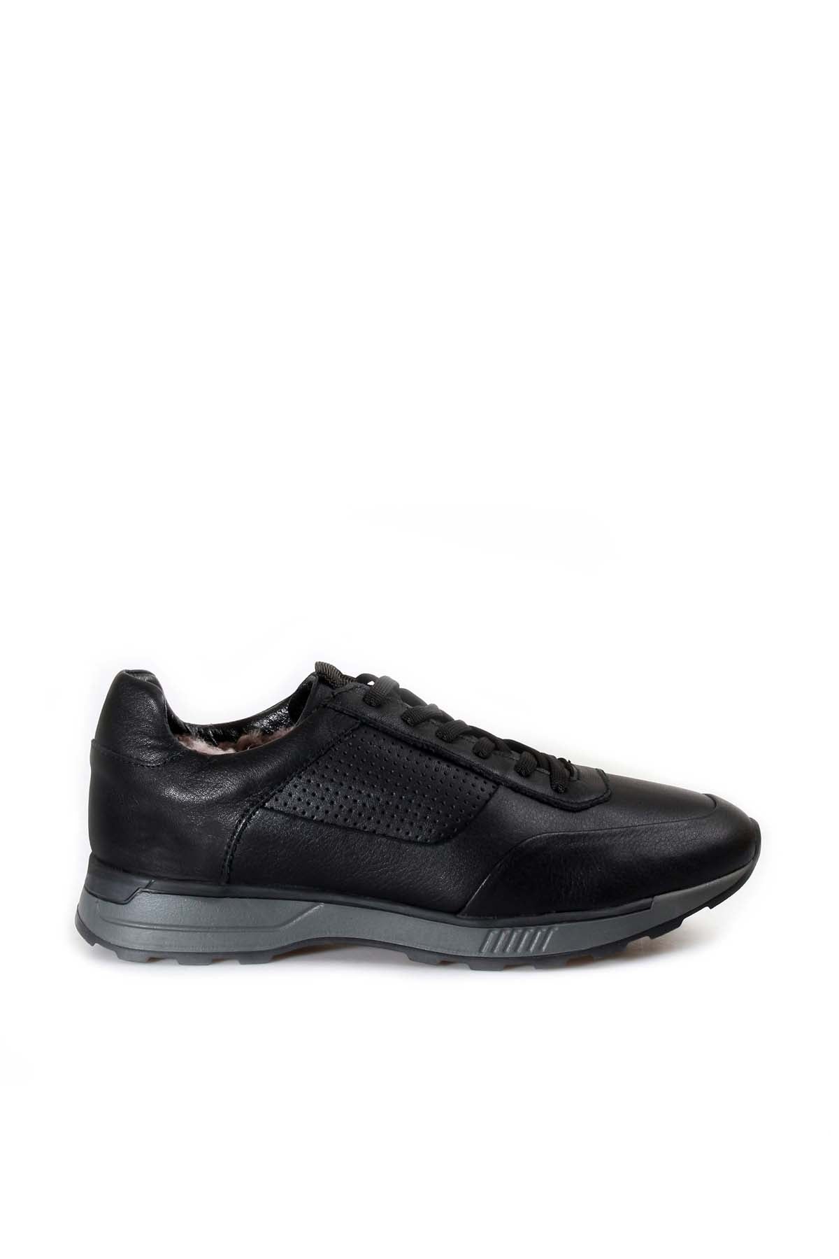 Men's Black Leather Casual Sneakers with Grey Sole and Fur Lining