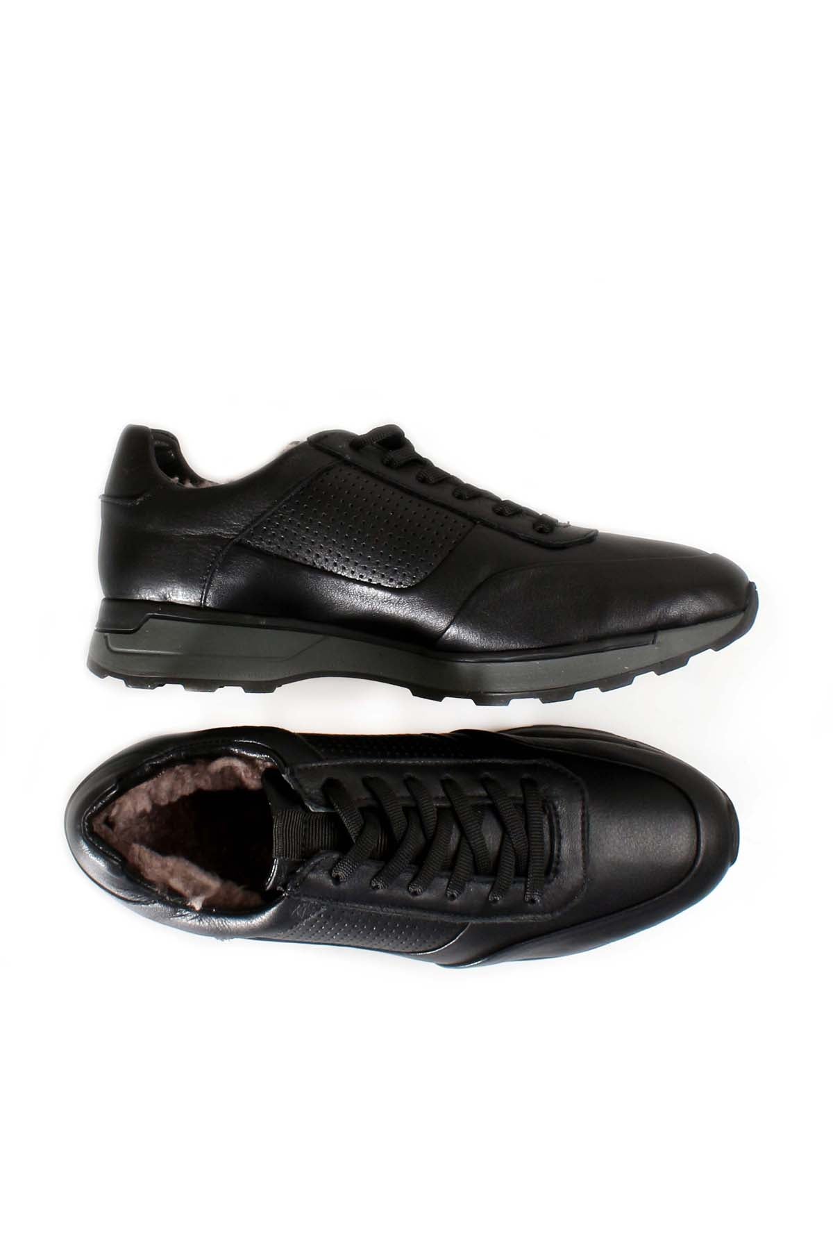 Men's Black Leather Casual Sneakers with Grey Sole and Fur Lining