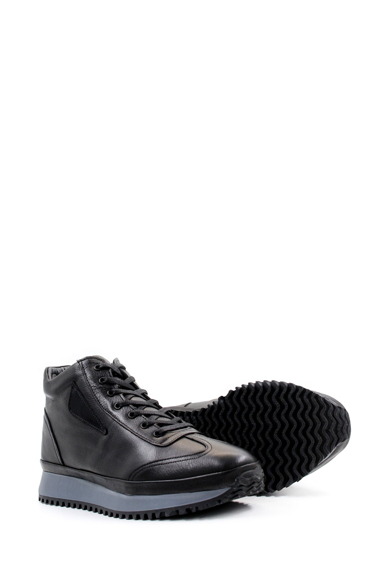 Men's Black Leather High-Top Sneakers with Ribbed Sole