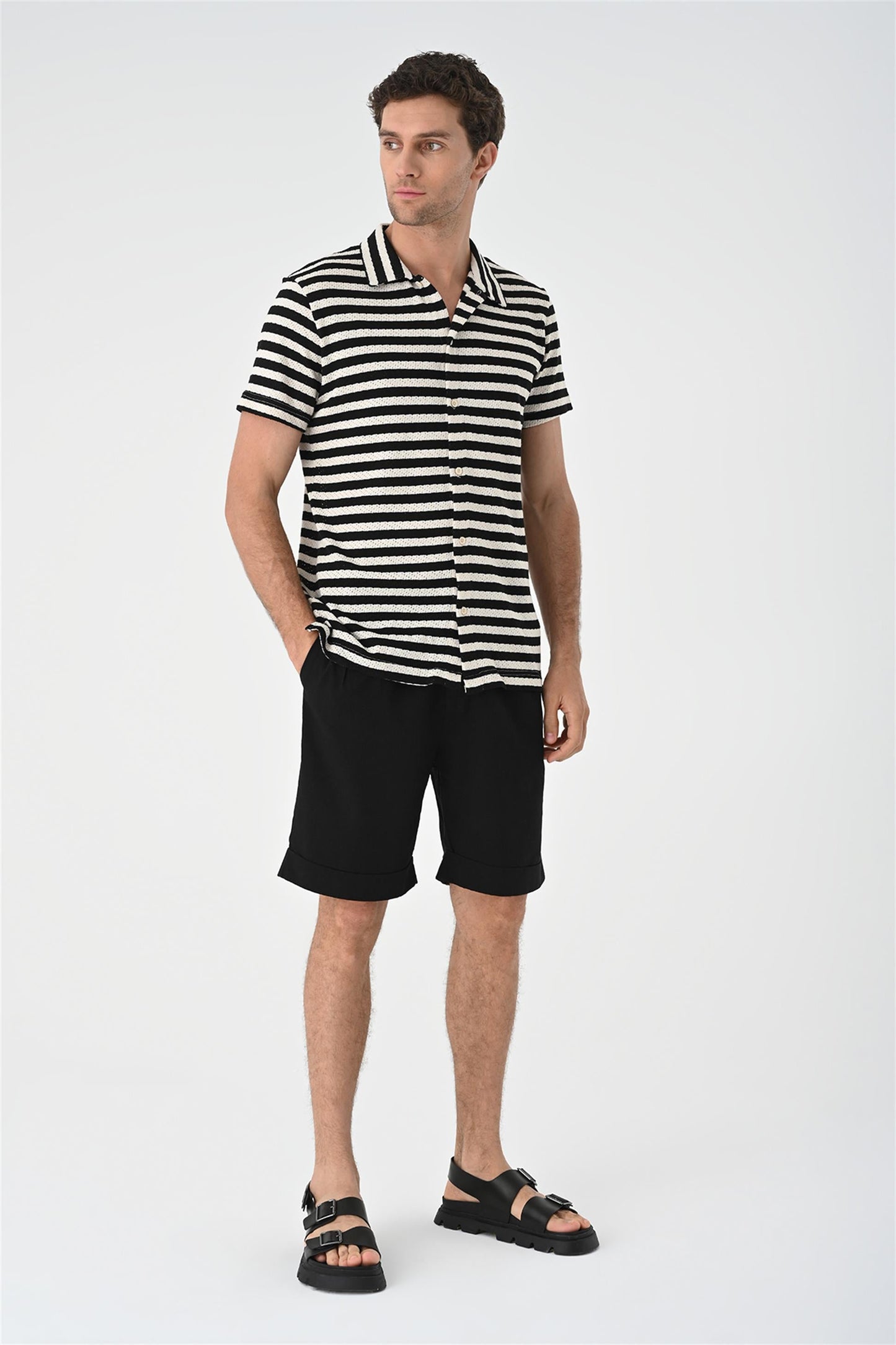 KOALA SYDNEY Men's Black Short Sleeve Striped Knitwear Shirt