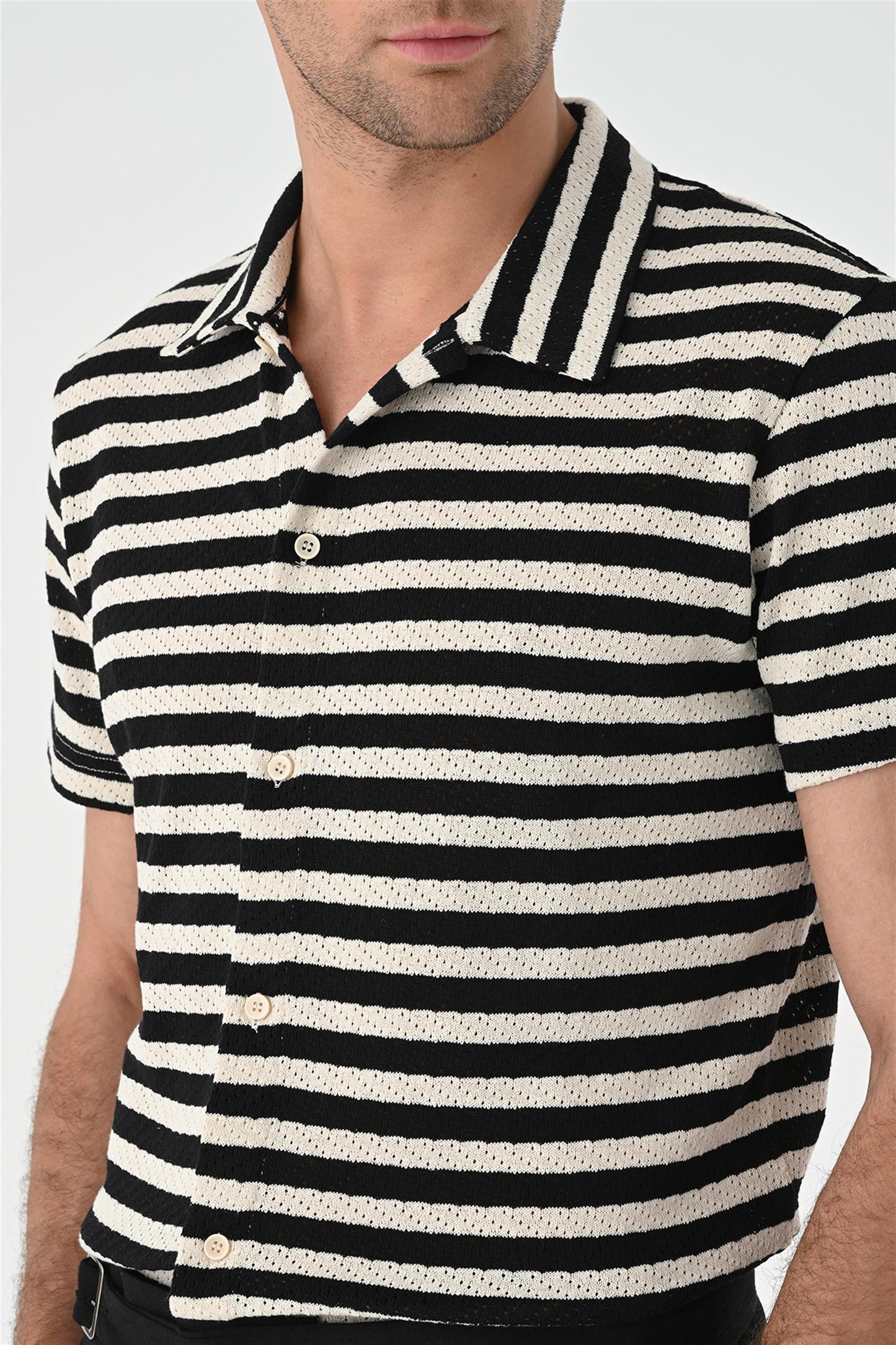 KOALA SYDNEY Men's Black Short Sleeve Striped Knitwear Shirt