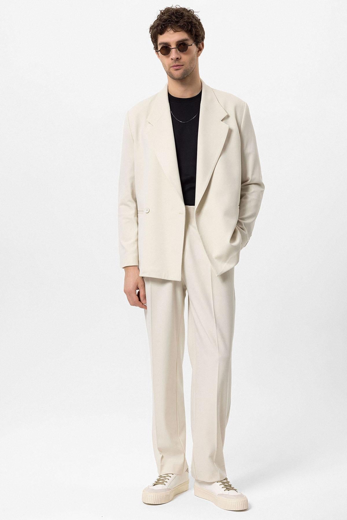 Men's Ecru Double-Breasted Flap Pocket Blazer