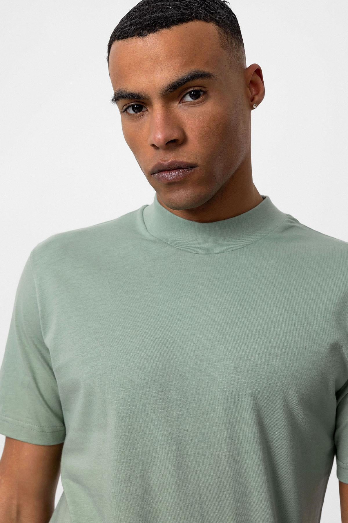 KOALA SYDNEY Men's Mint Slim Fit Basic T-Shirt