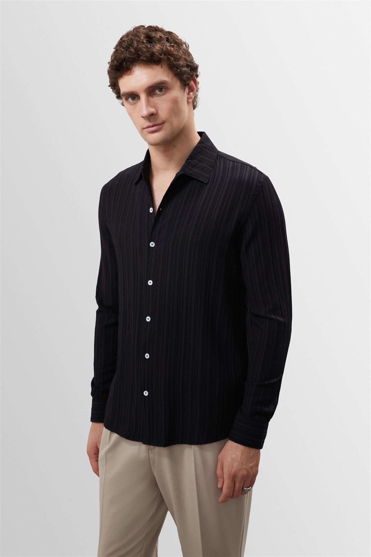 Men's Black Muslin Fabric Slim Fit Shirt
