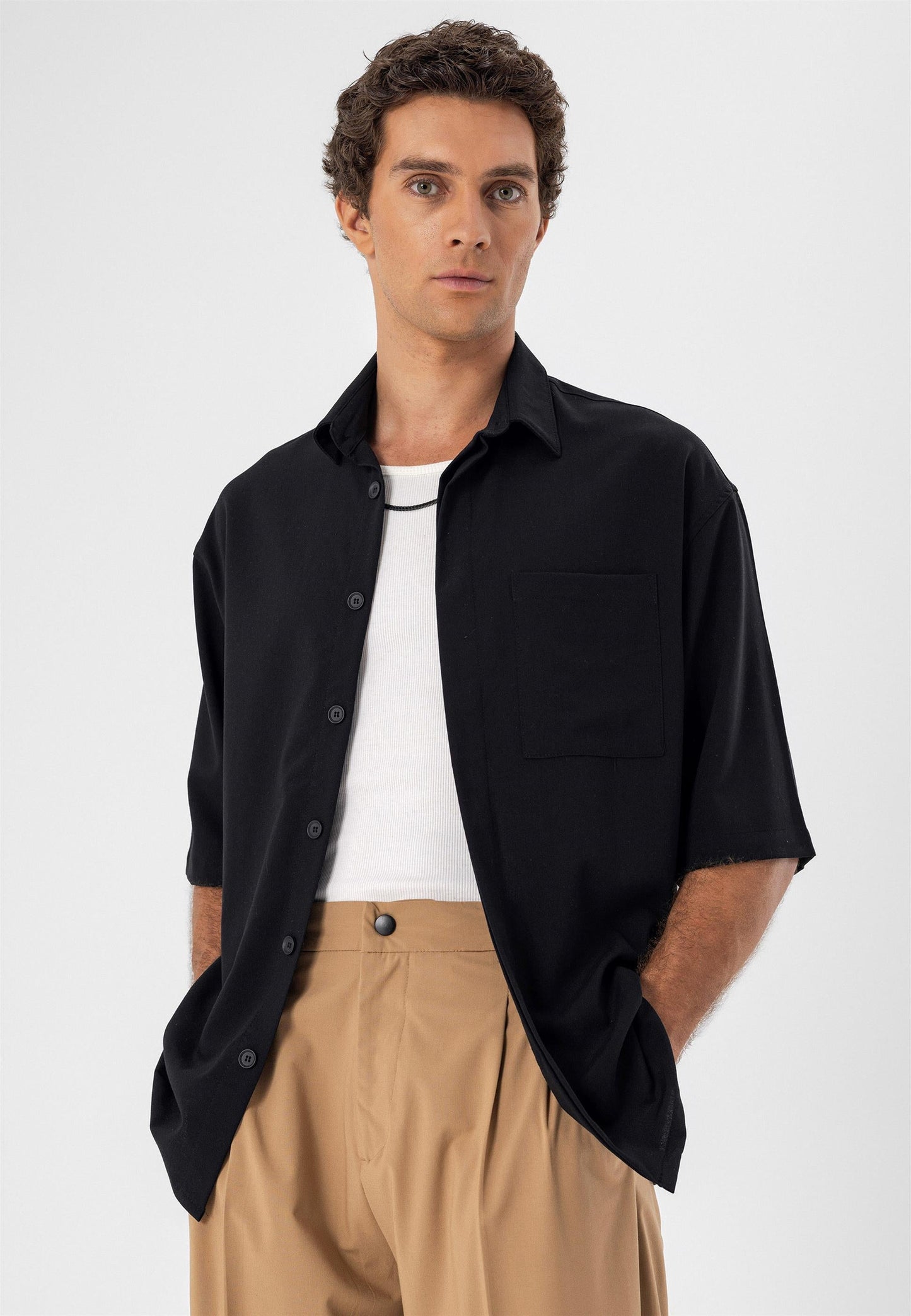 Men's Black Oversize Hidden Button Short Sleeve Shirt